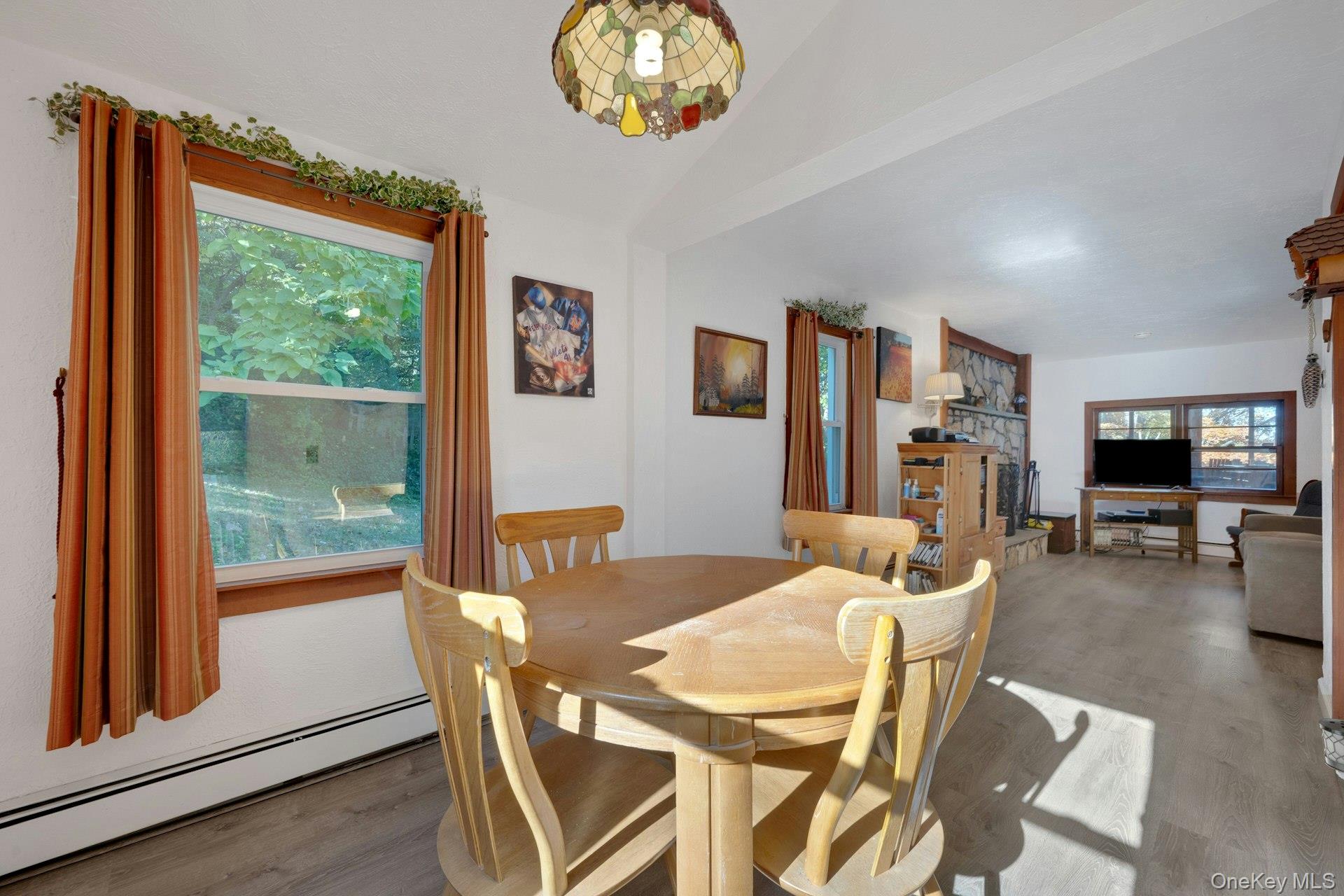 118 Circular Street Property Photo 11