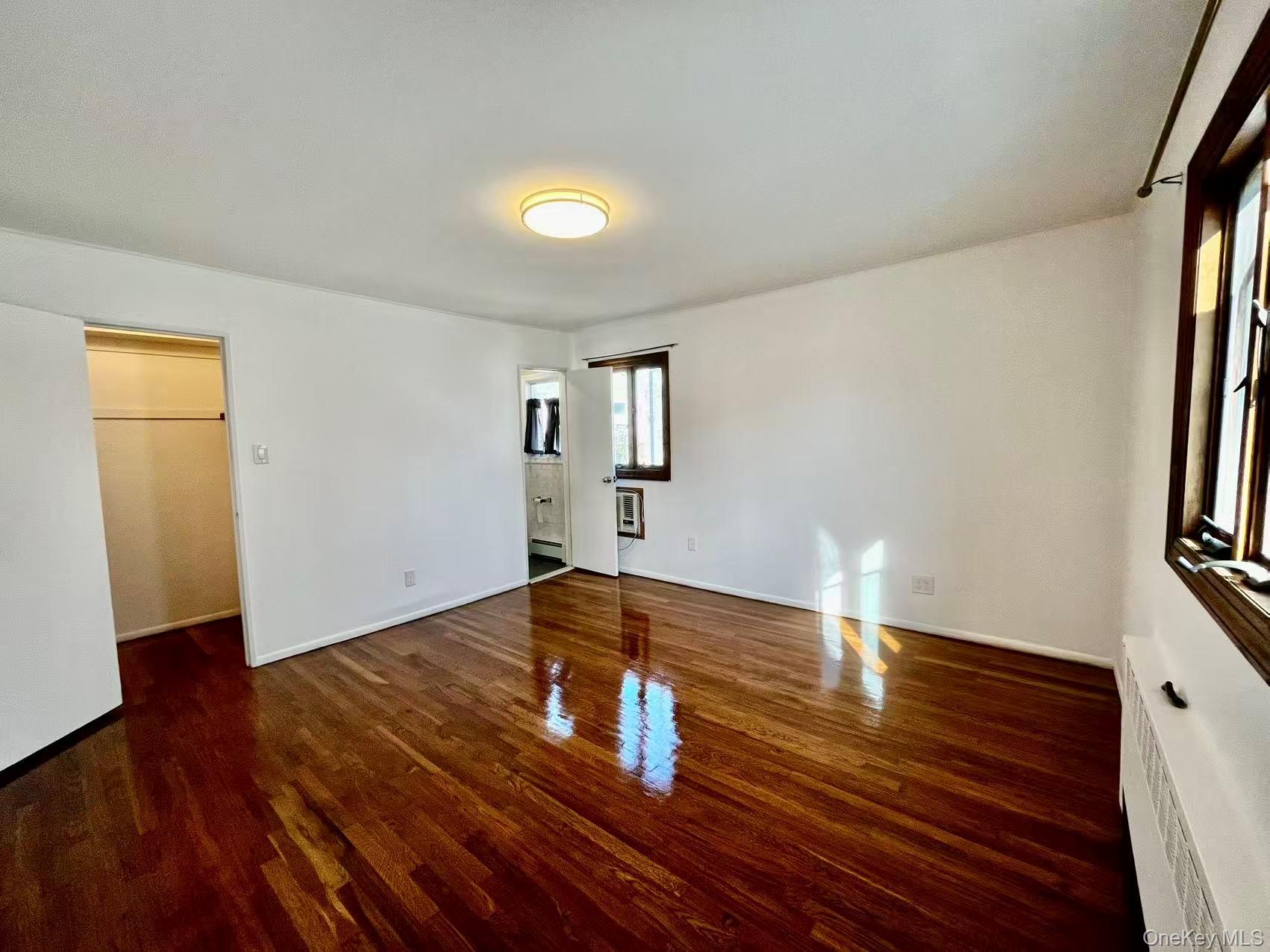 1062618 Property Photo 8
