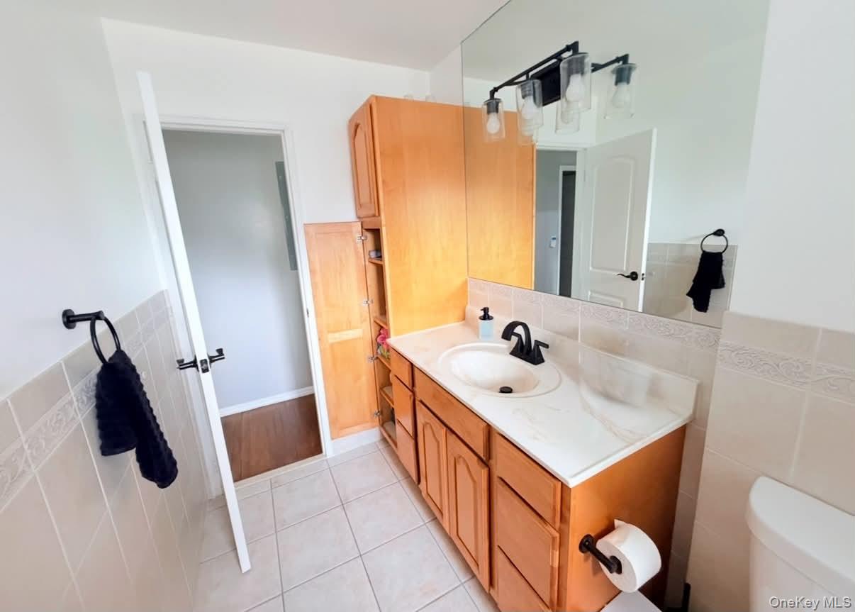 24 Rodney Avenue Property Photo 5