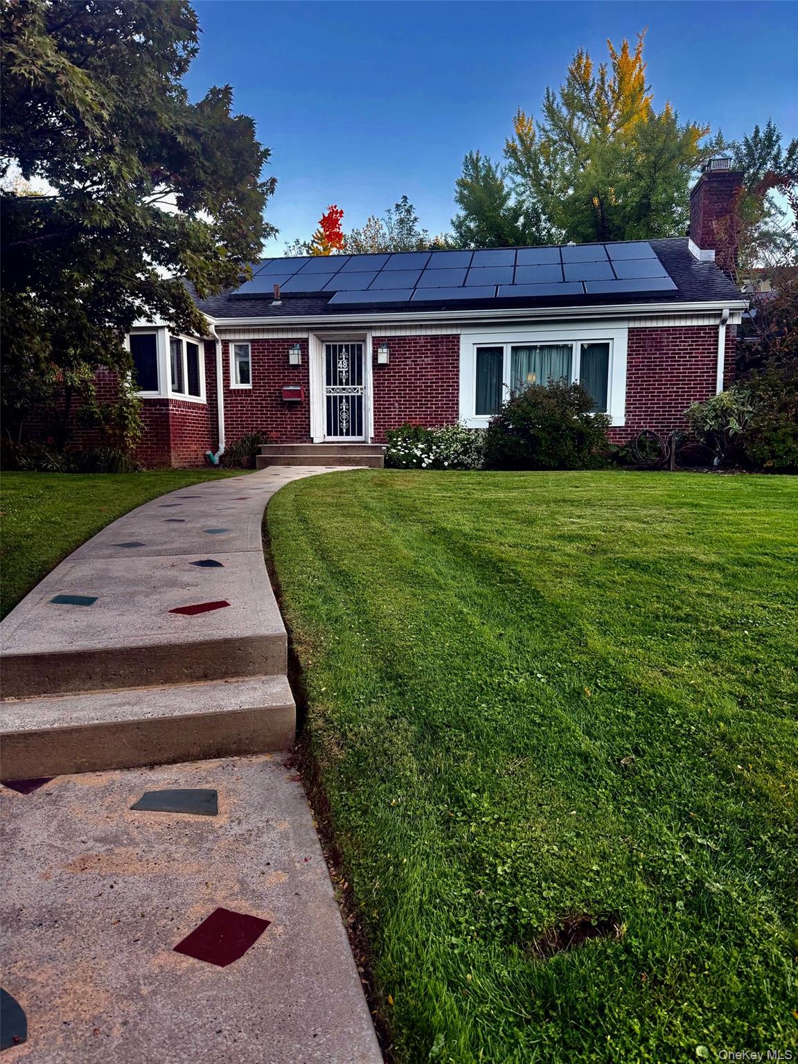 48 Disbrow Circle Property Photo 1