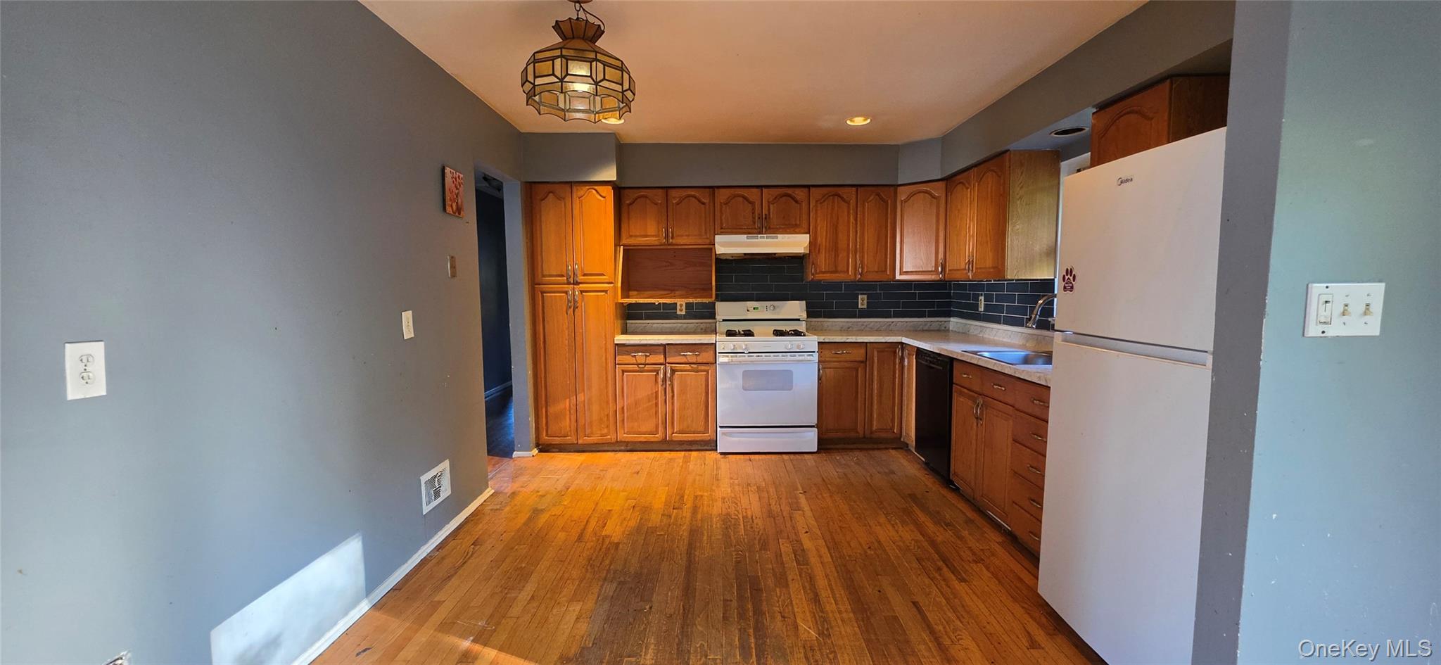 916 Route 45 Property Photo 4