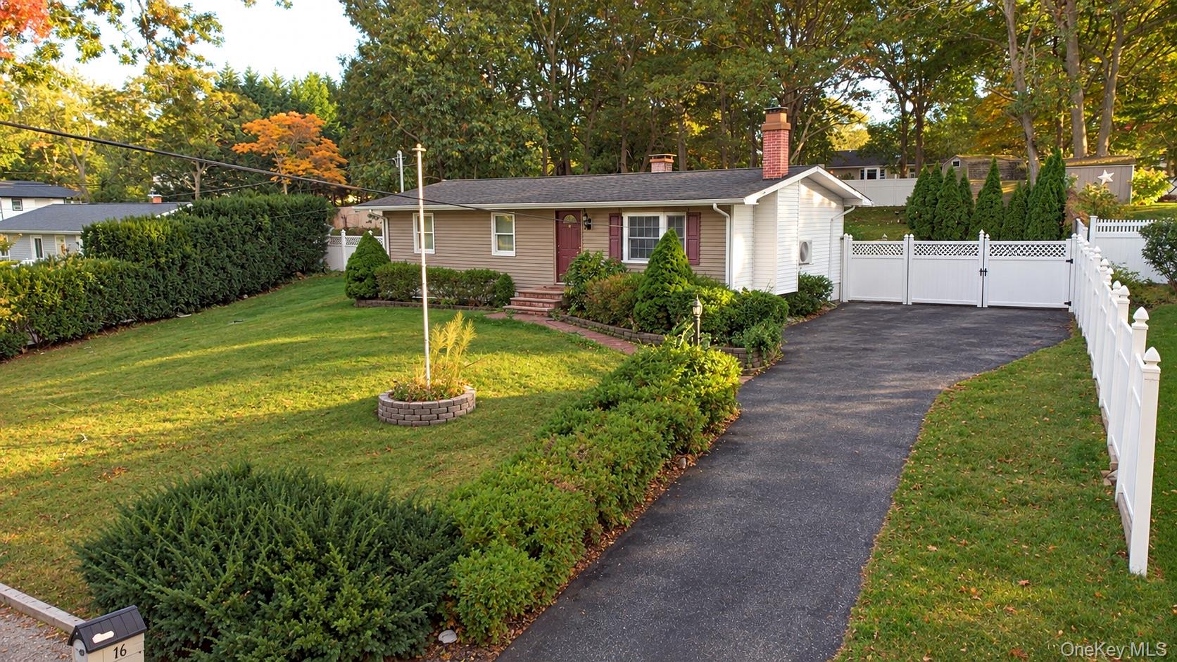 76 Grove Drive Property Photo 1