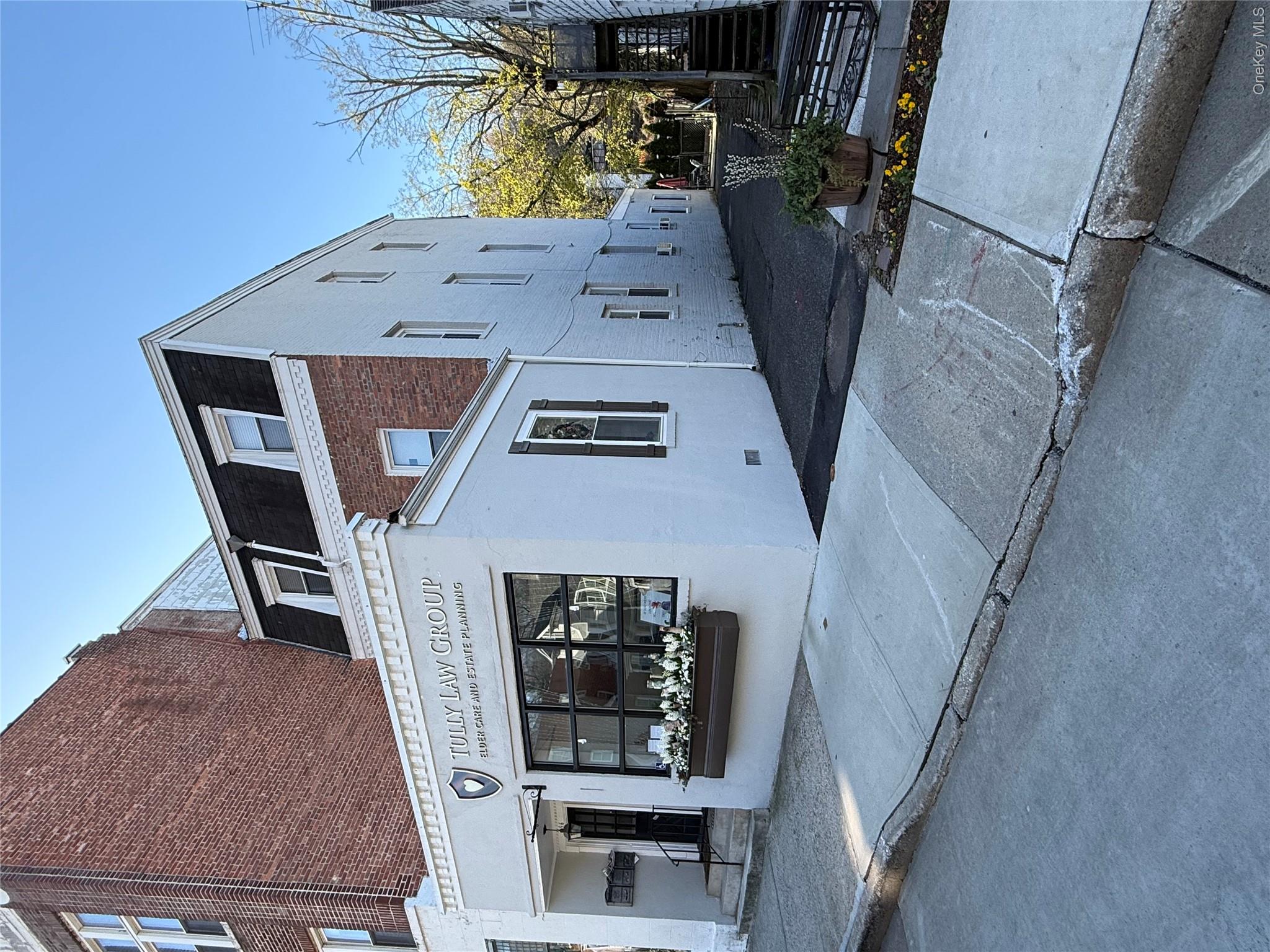 156 Main Street 2 Property Photo 1