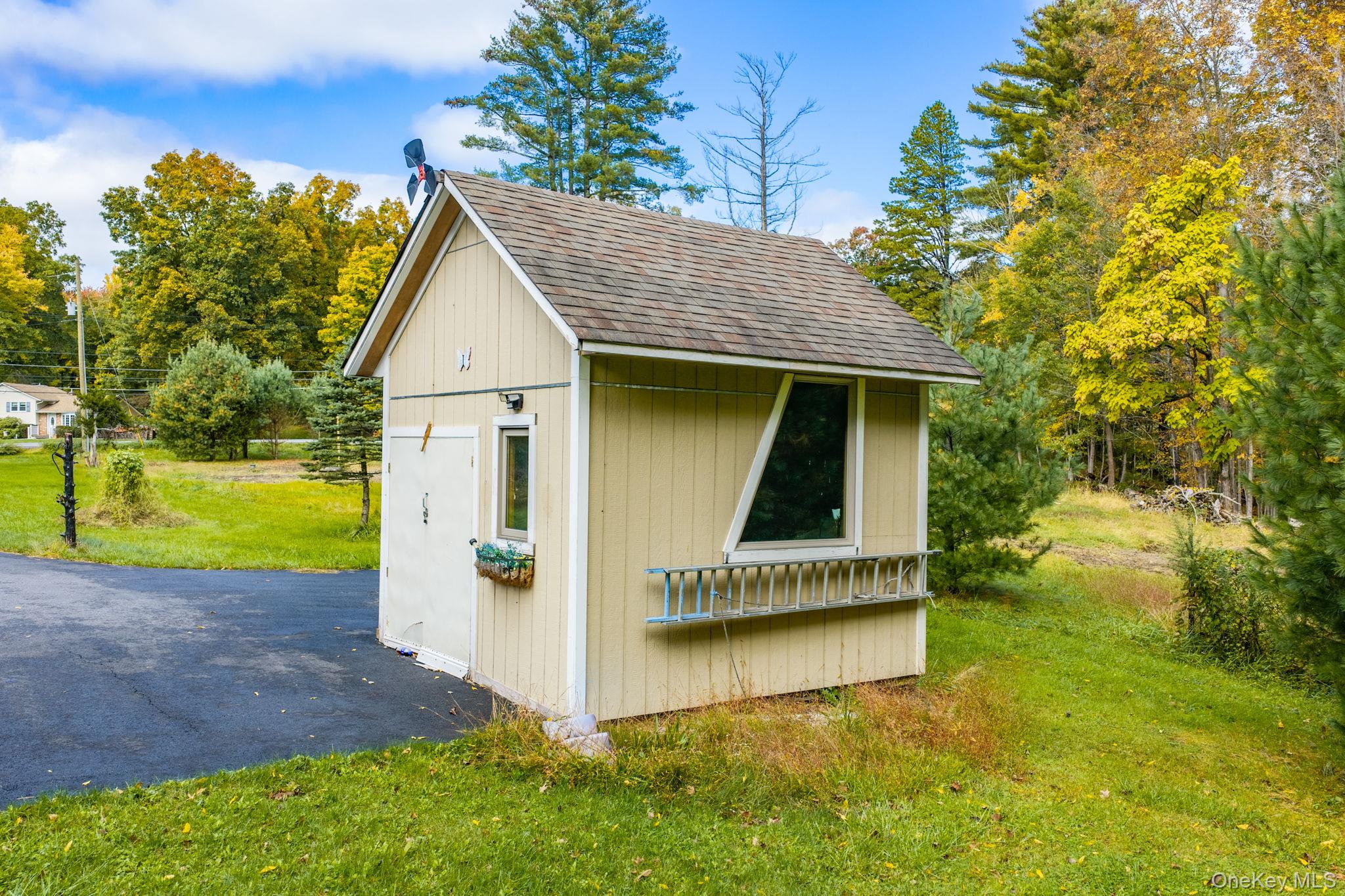 576 Burlingham Road Property Photo 43