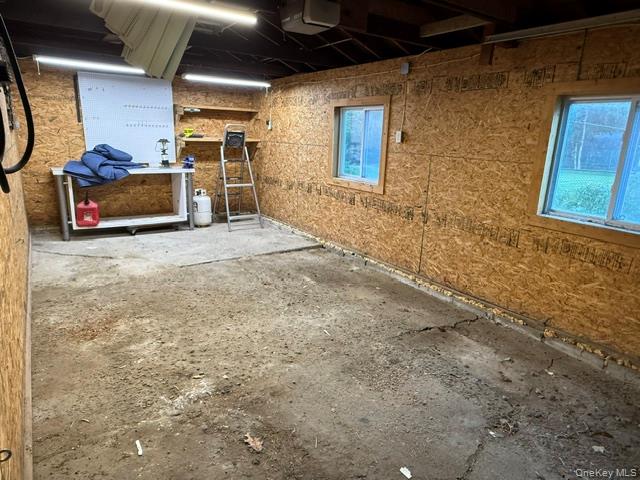 19 Greentree Drive Property Photo 11