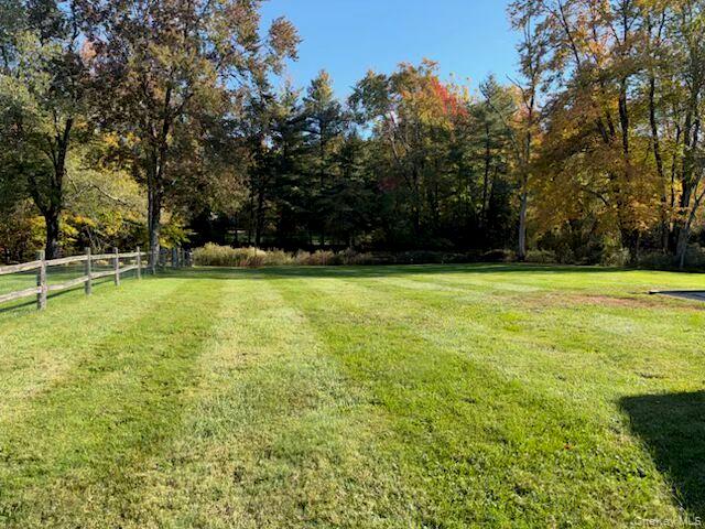 19 Greentree Drive Property Photo 22