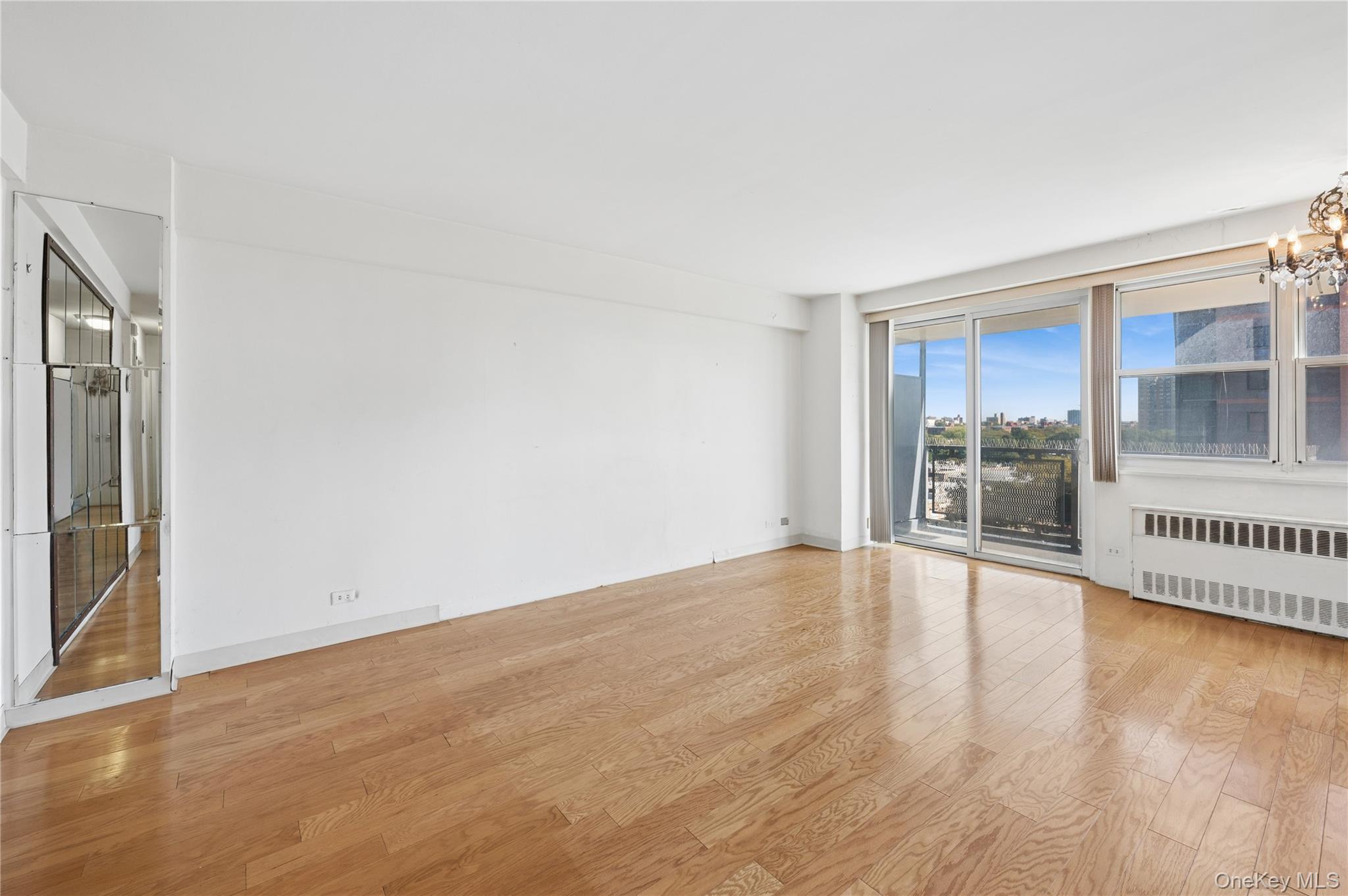 880 Boynton Avenue 9a Property Photo 2