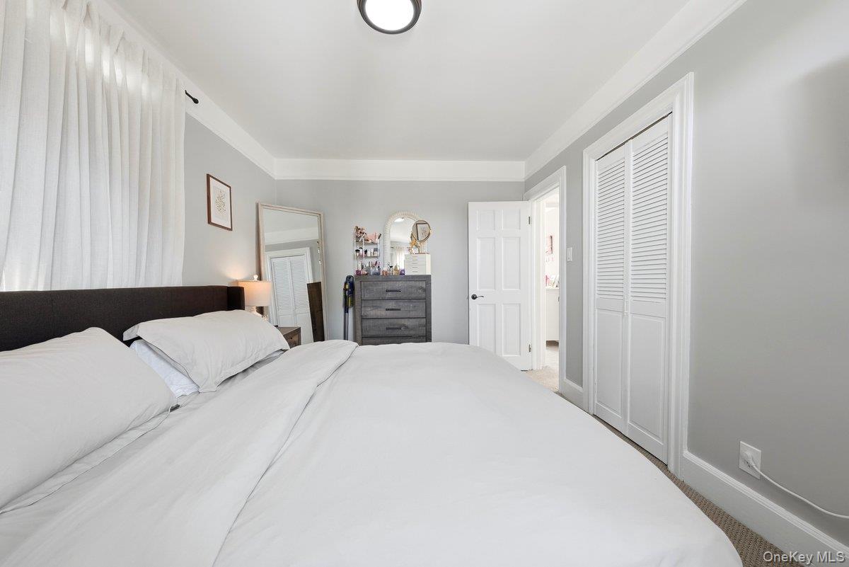 221 Edgewood Avenue Property Photo 22