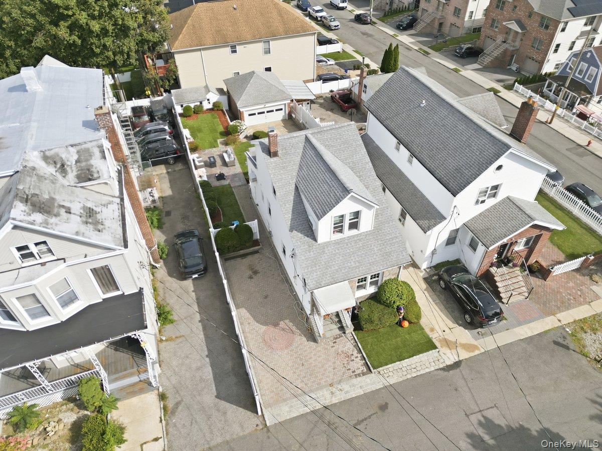 221 Edgewood Avenue Property Photo 44