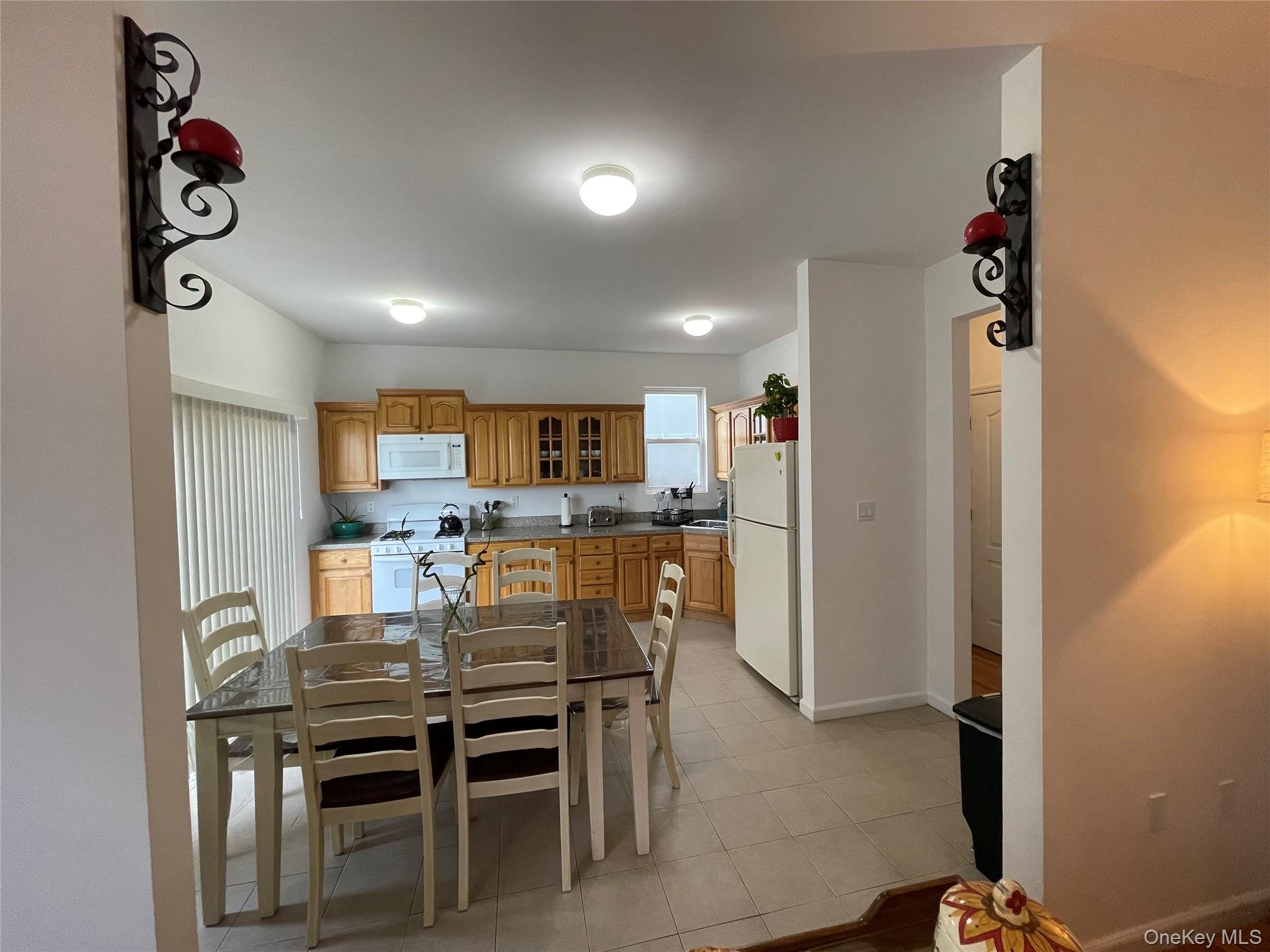 5909 69th Street 2 R Property Photo 3