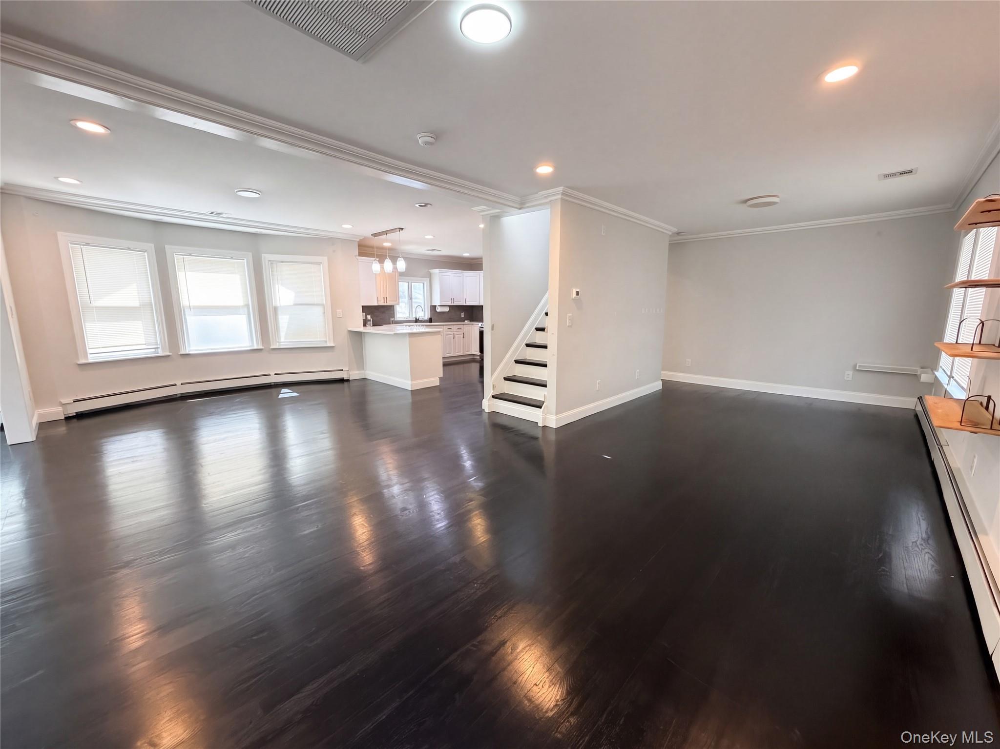 116 S Clinton Avenue Property Photo 7