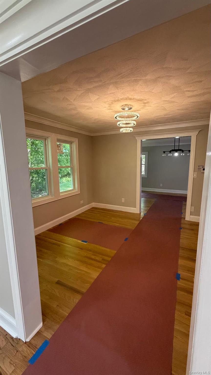 1709 Glenwood Rd Property Photo 8