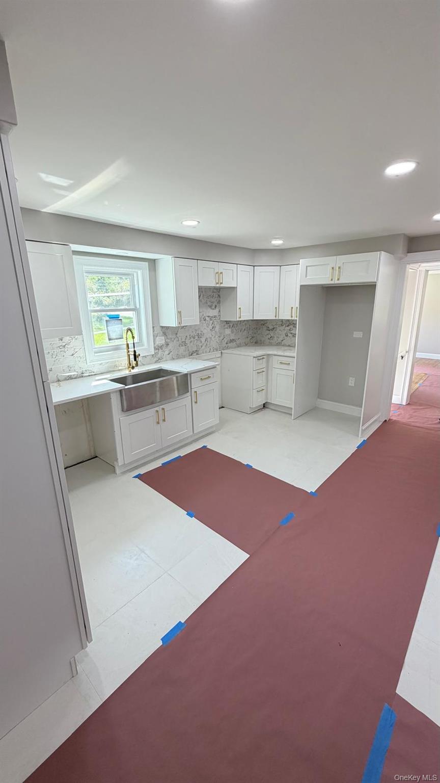 1709 Glenwood Rd Property Photo 10