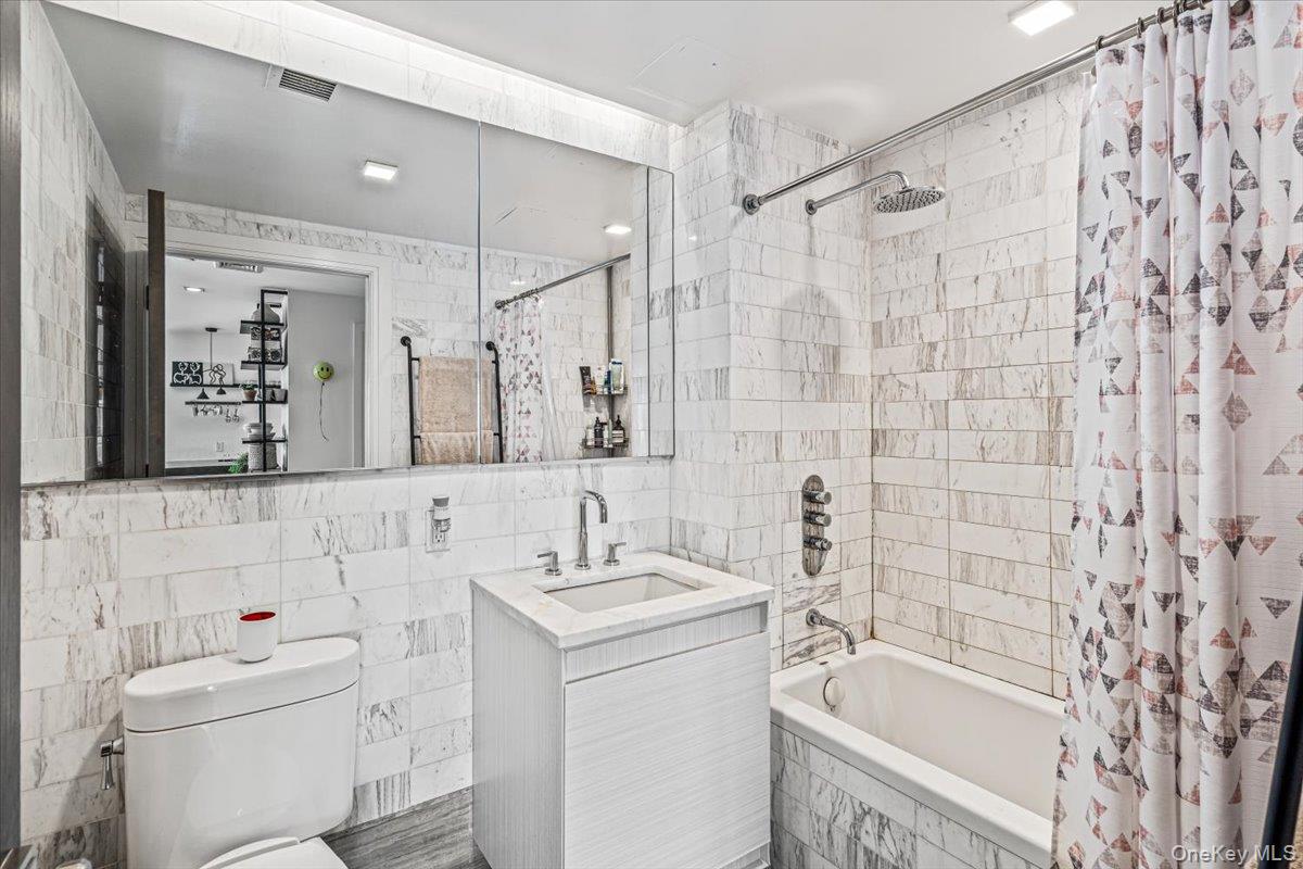 554 4th Avenue 7b Property Photo 11