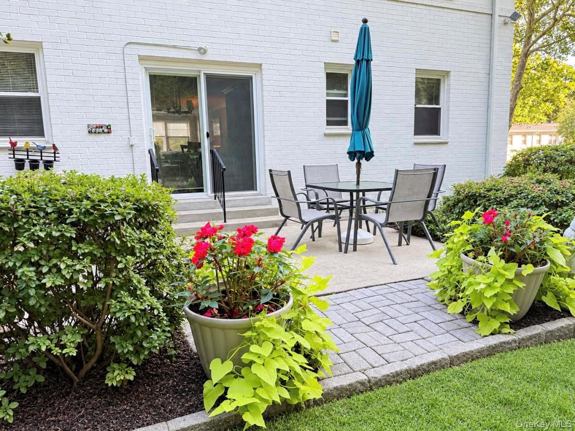 31 Avon Circle A Property Photo 2