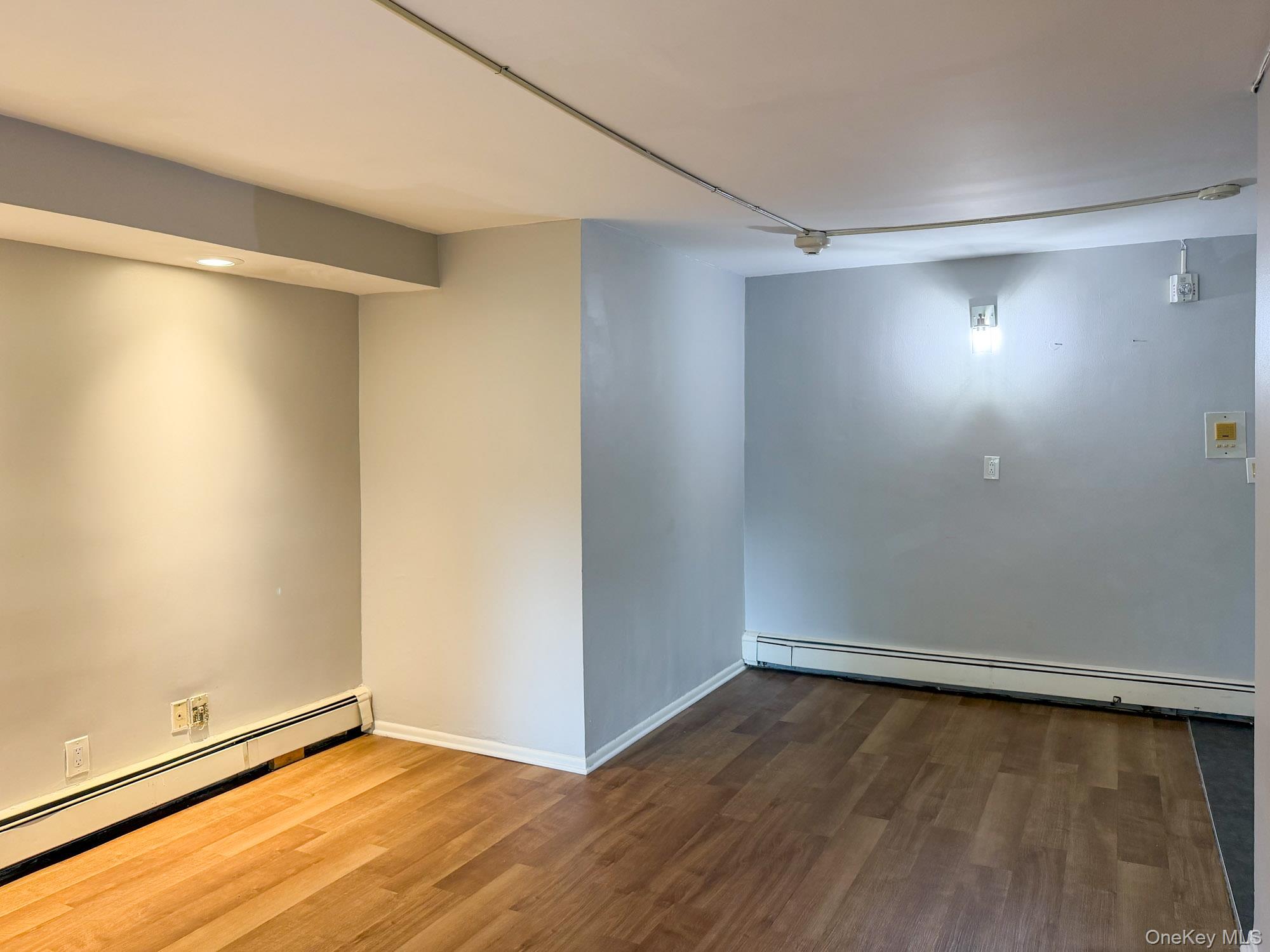 222 Smith 3b Property Photo 18