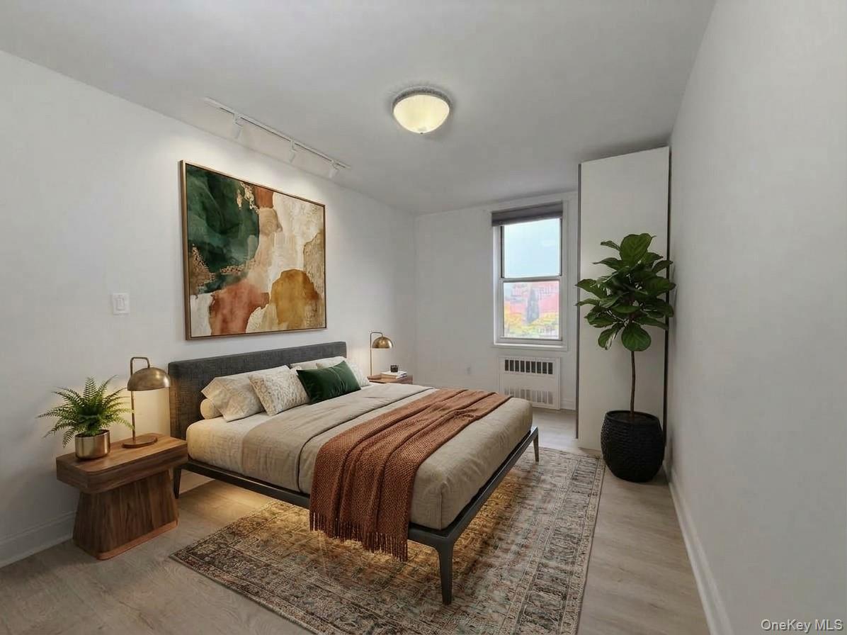 60-11 Broadway 5e Property Photo 7