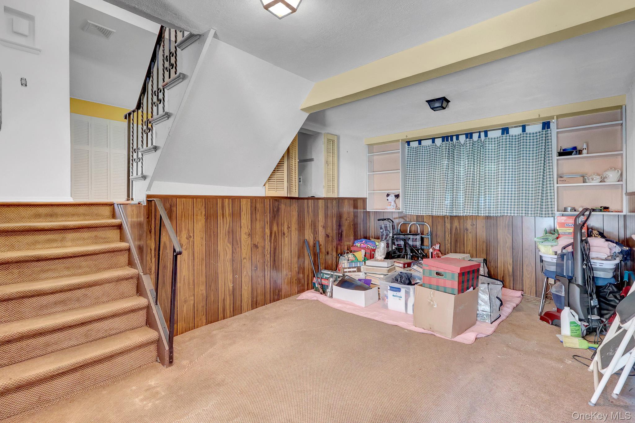 6 Barbara Lane Property Photo 22