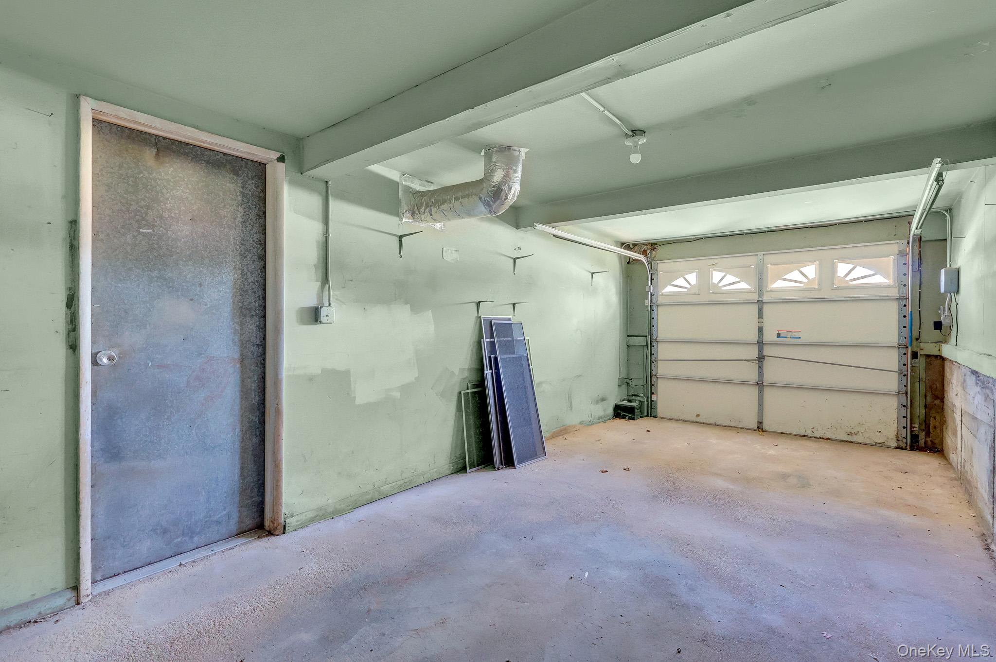 6 Barbara Lane Property Photo 23