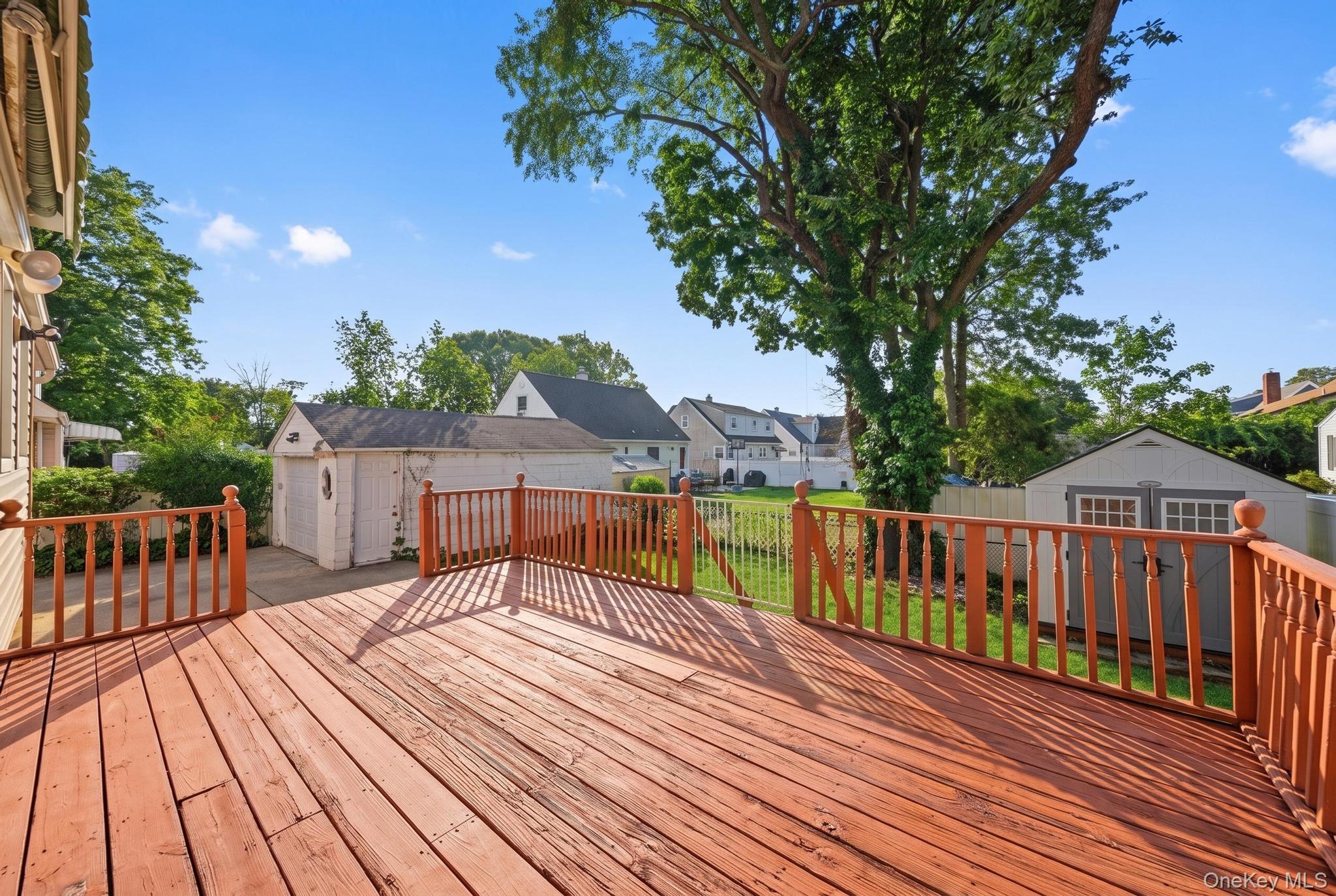 88 Meyer Avenue Property Photo 15