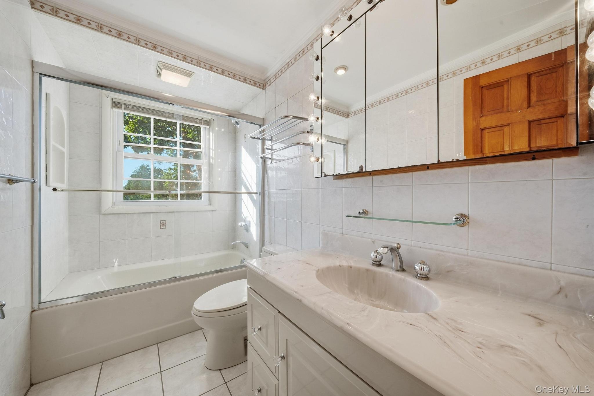 88 Meyer Avenue Property Photo 17