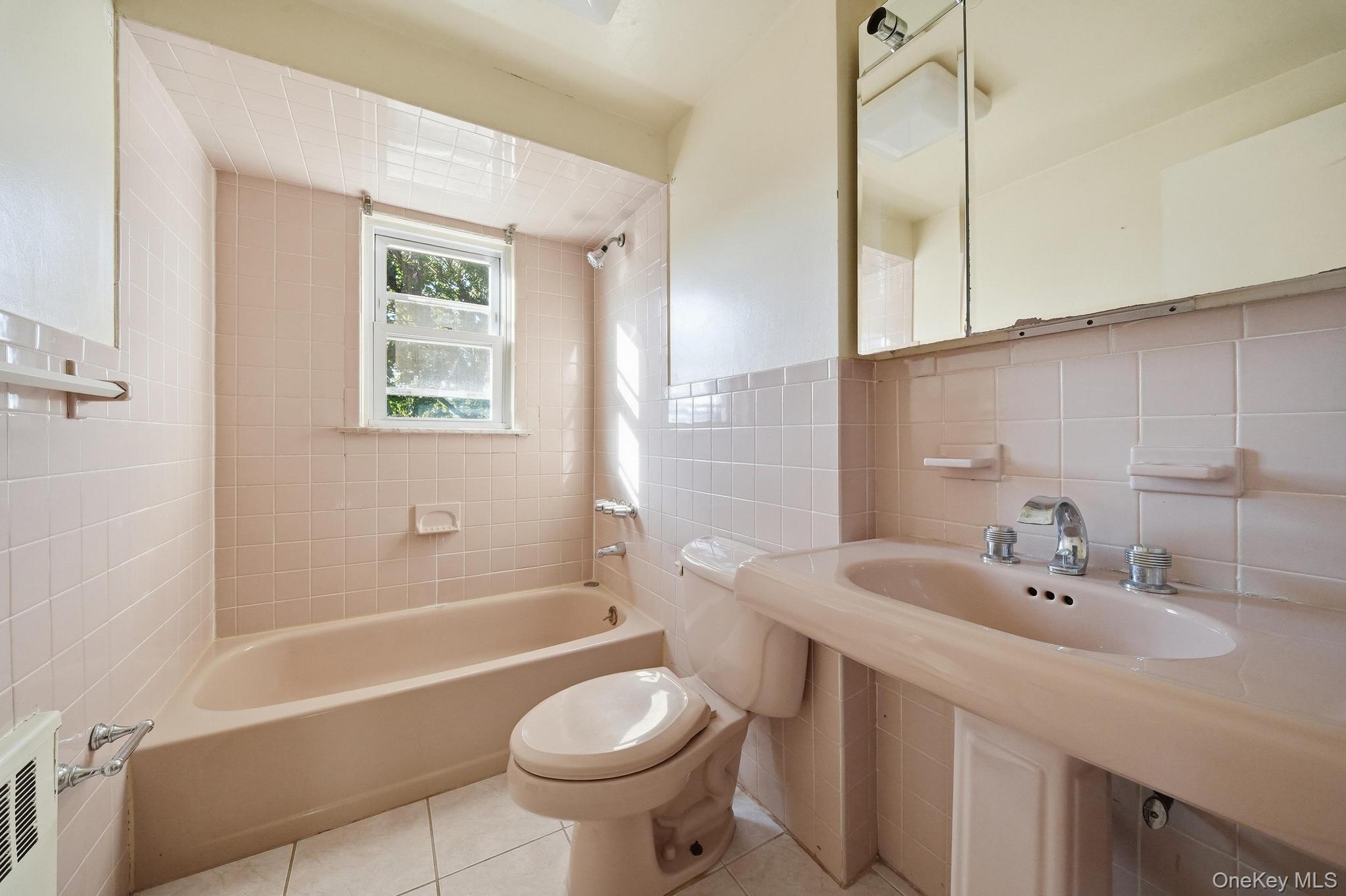 88 Meyer Avenue Property Photo 28
