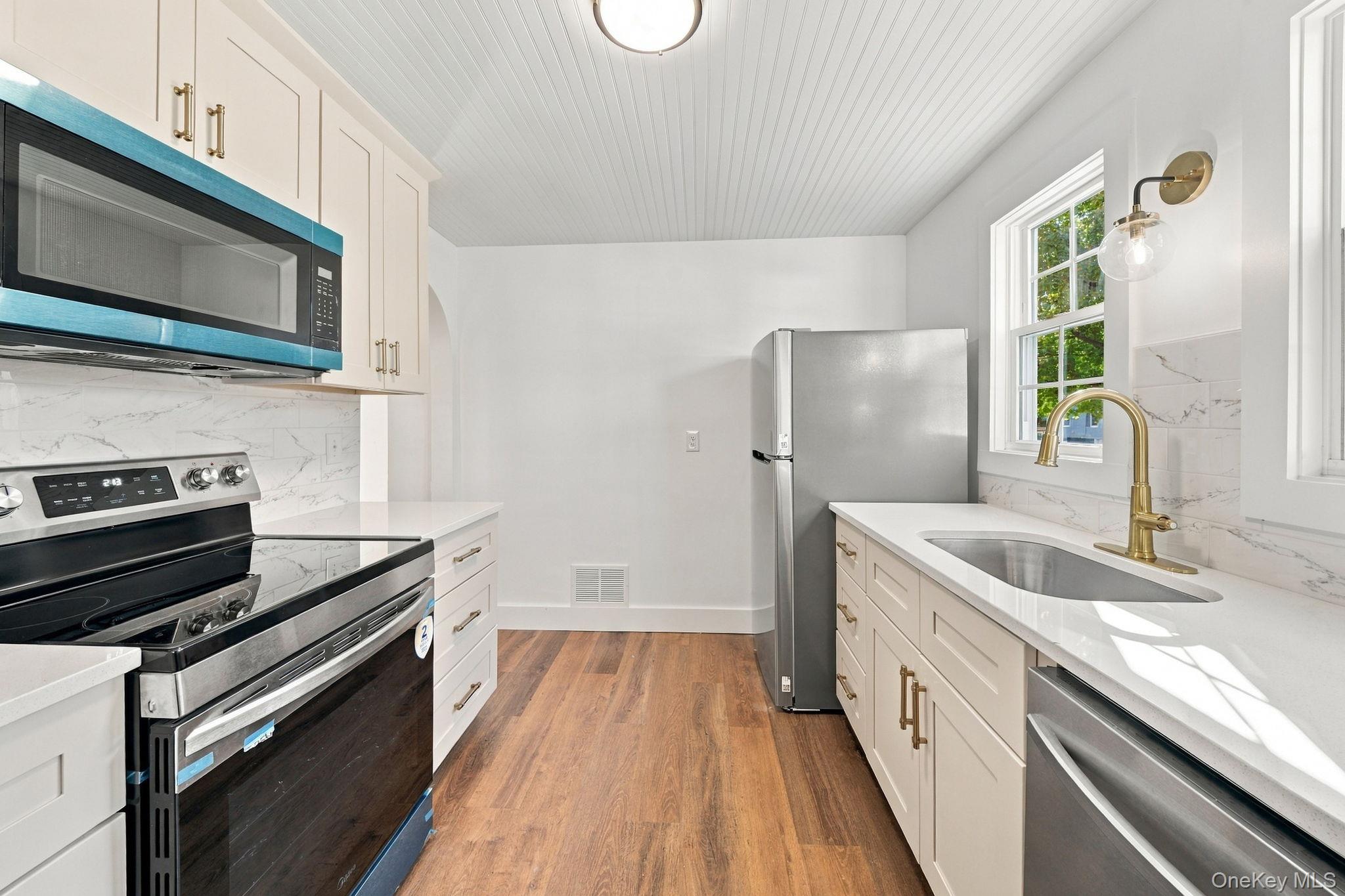23 Mansion Drive Property Photo 13