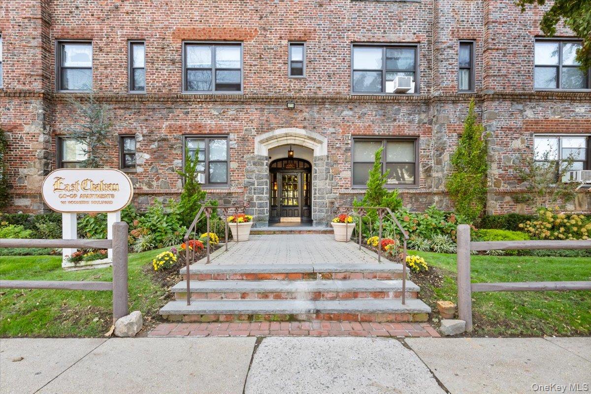 141 Woodmere Boulevard 3c Property Photo 15