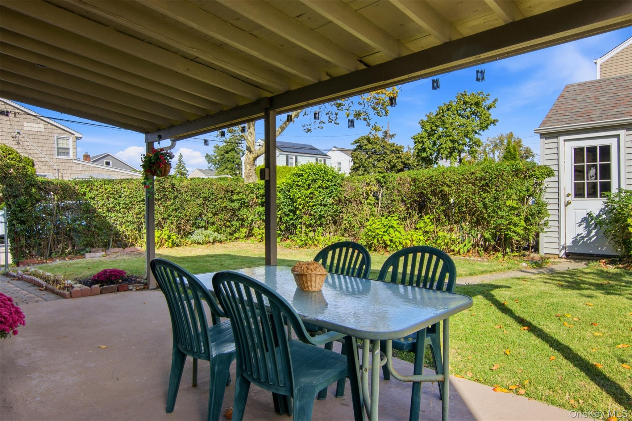 336 Herricks Road Property Photo 27