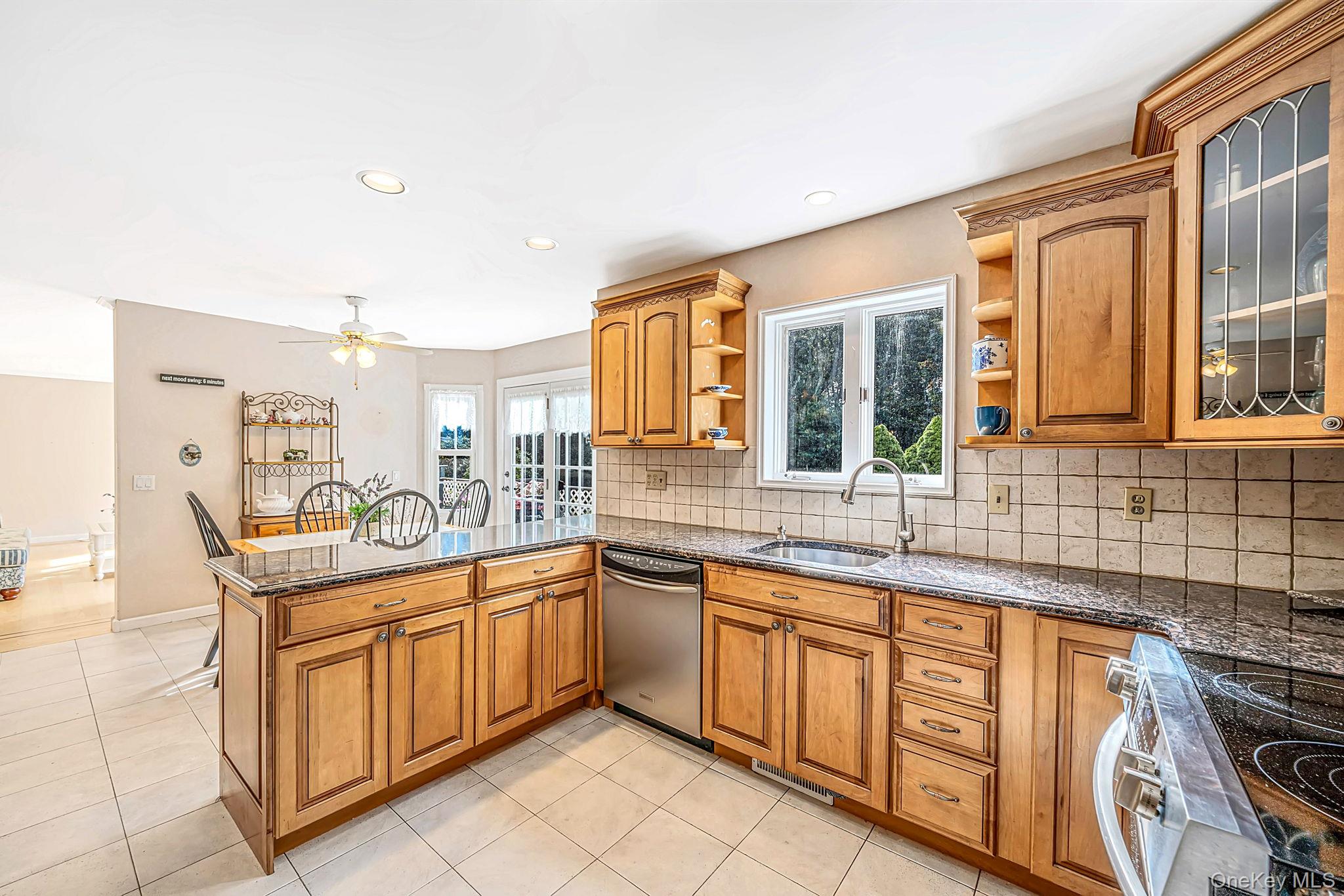 156 Jamaica Avenue Property Photo 10