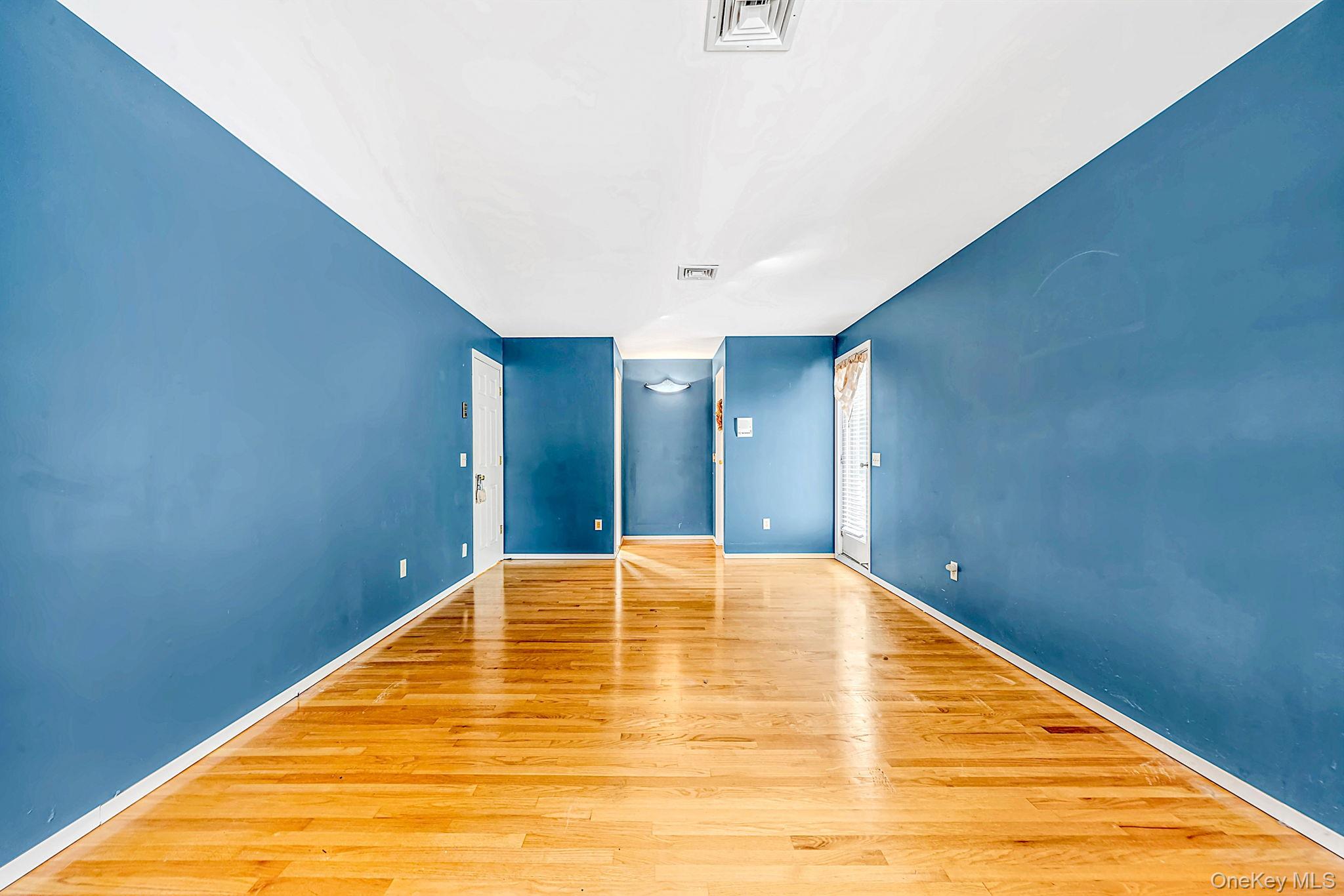156 Jamaica Avenue Property Photo 25