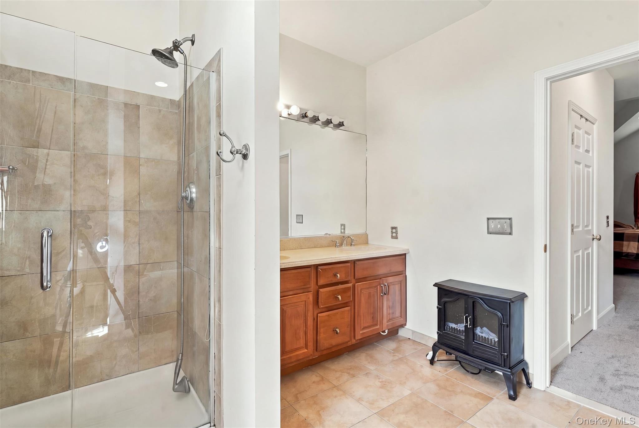 9 Ash Road Property Photo 21