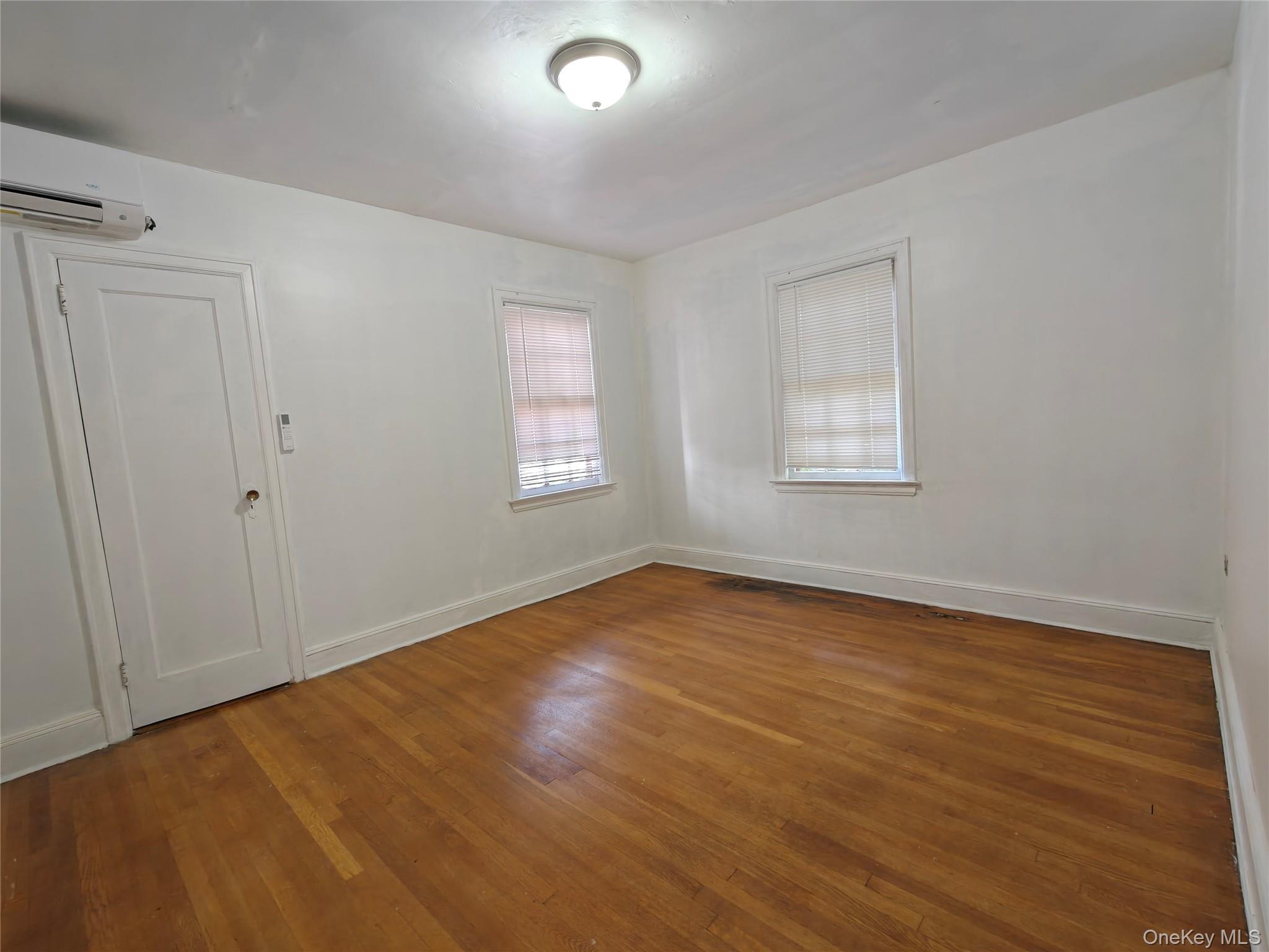 4758 Utopia Pkway Property Photo 3