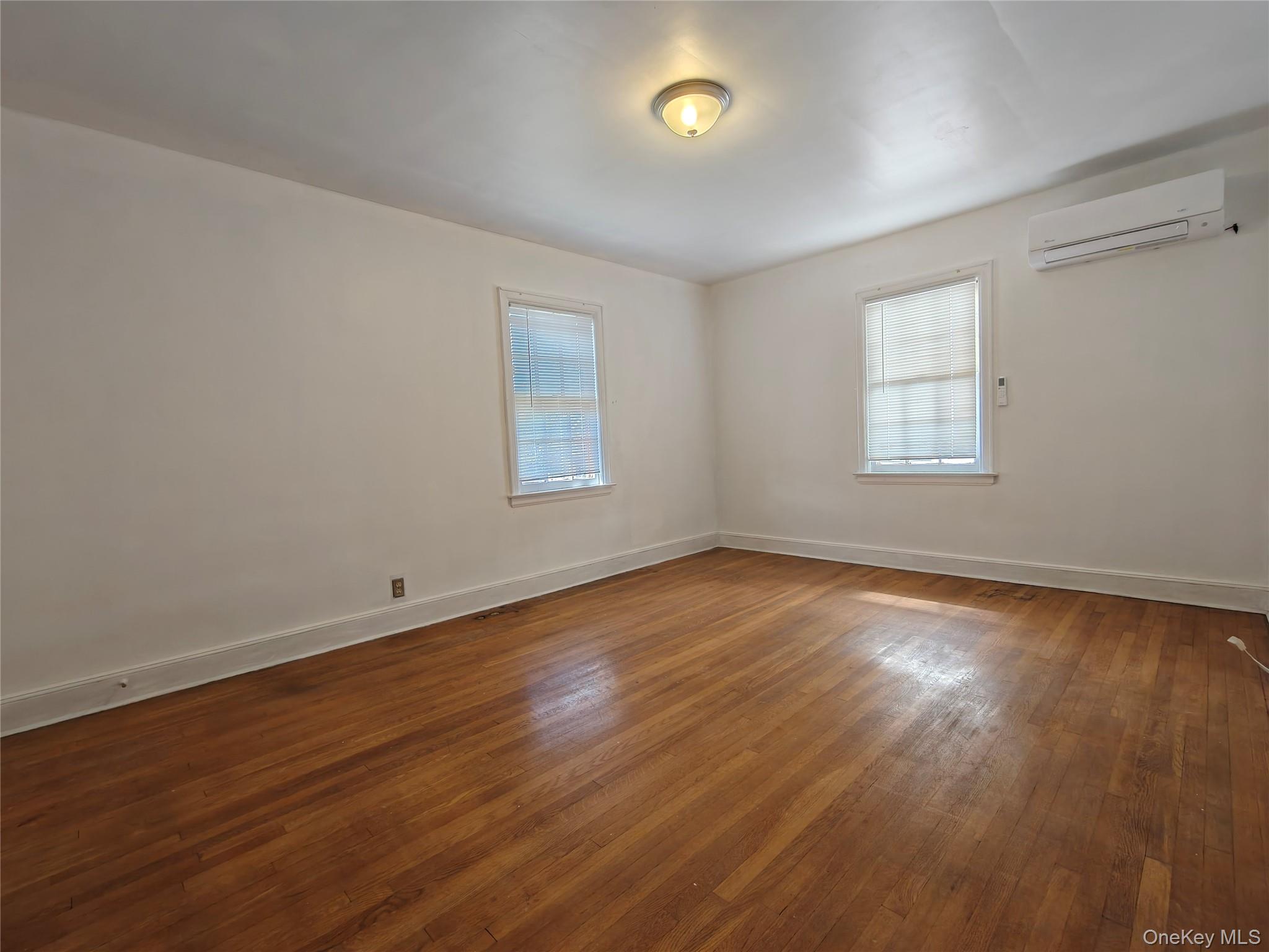 4758 Utopia Pkway Property Photo 4