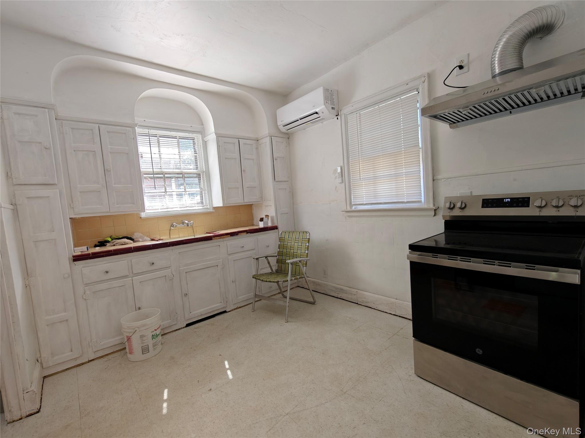 4758 Utopia Pkway Property Photo 12