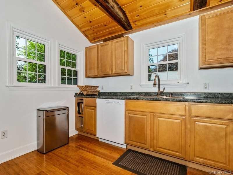 19 Annan Street Property Photo 10