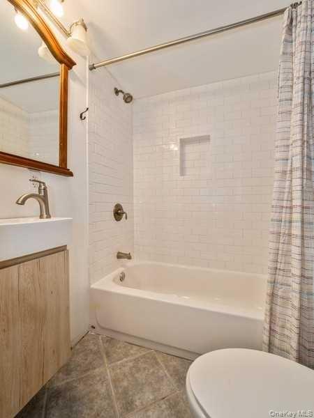 19 Annan Street Property Photo 12