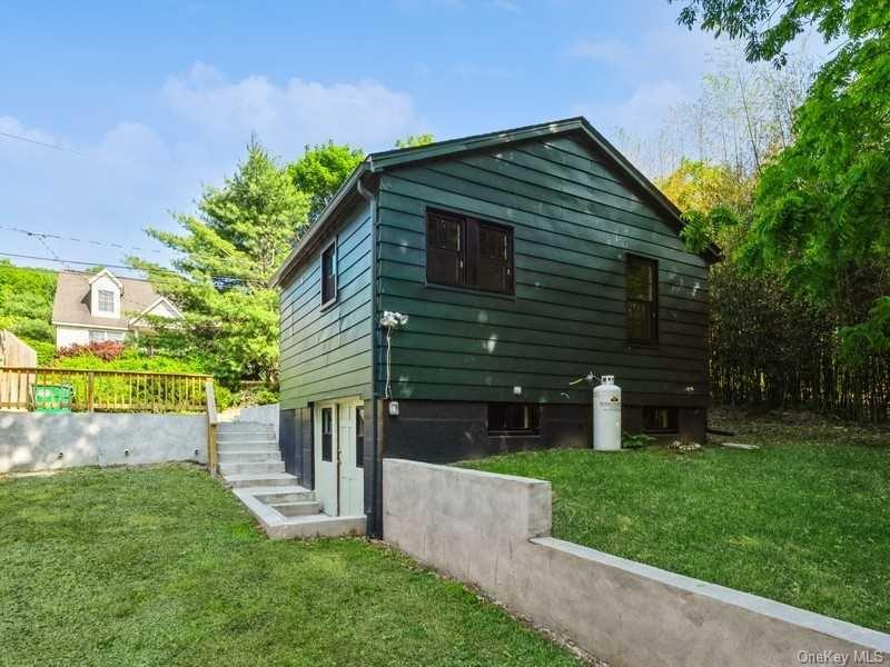 19 Annan Street Property Photo 16