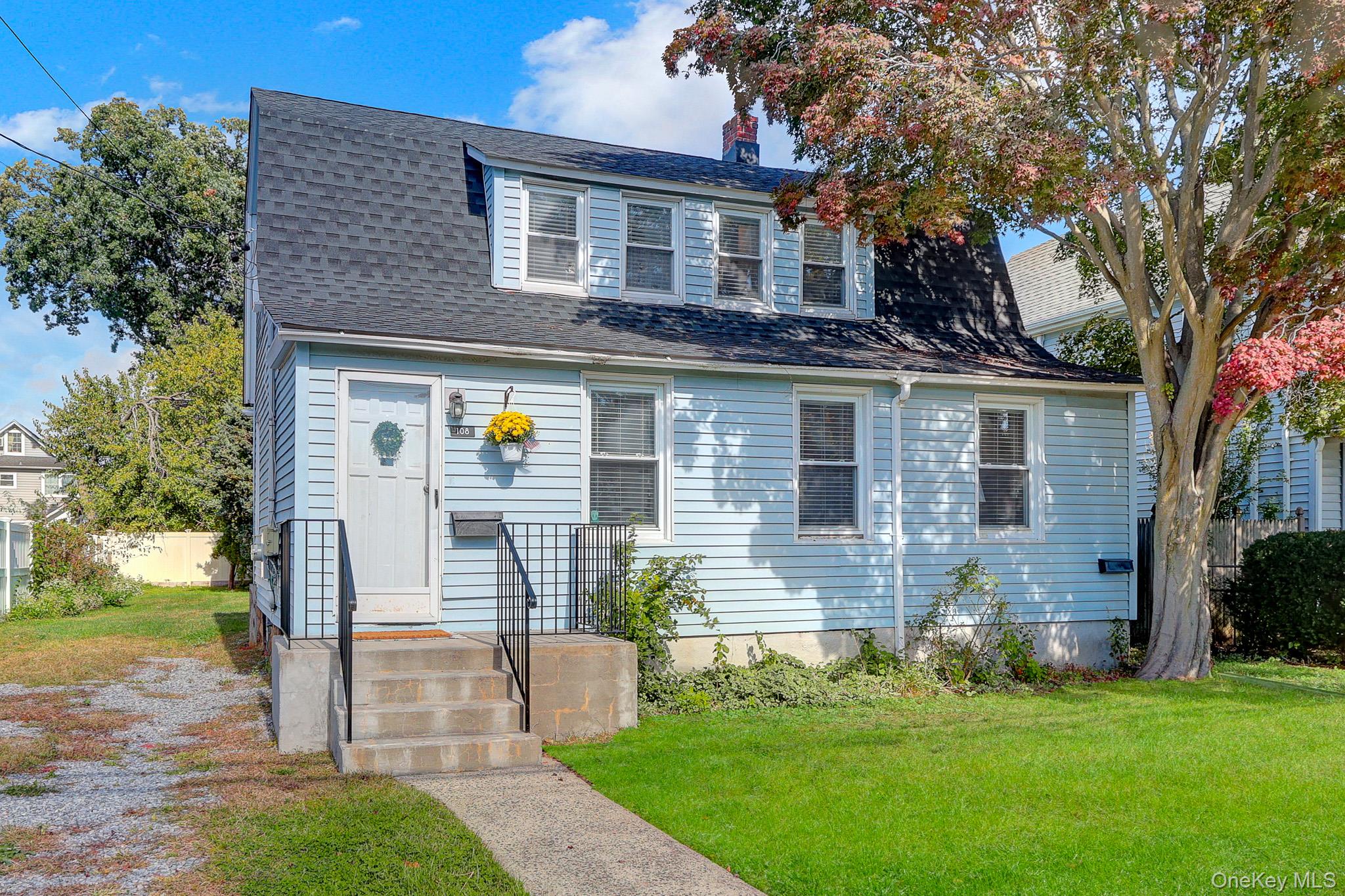 108 Linden Street Property Photo 2