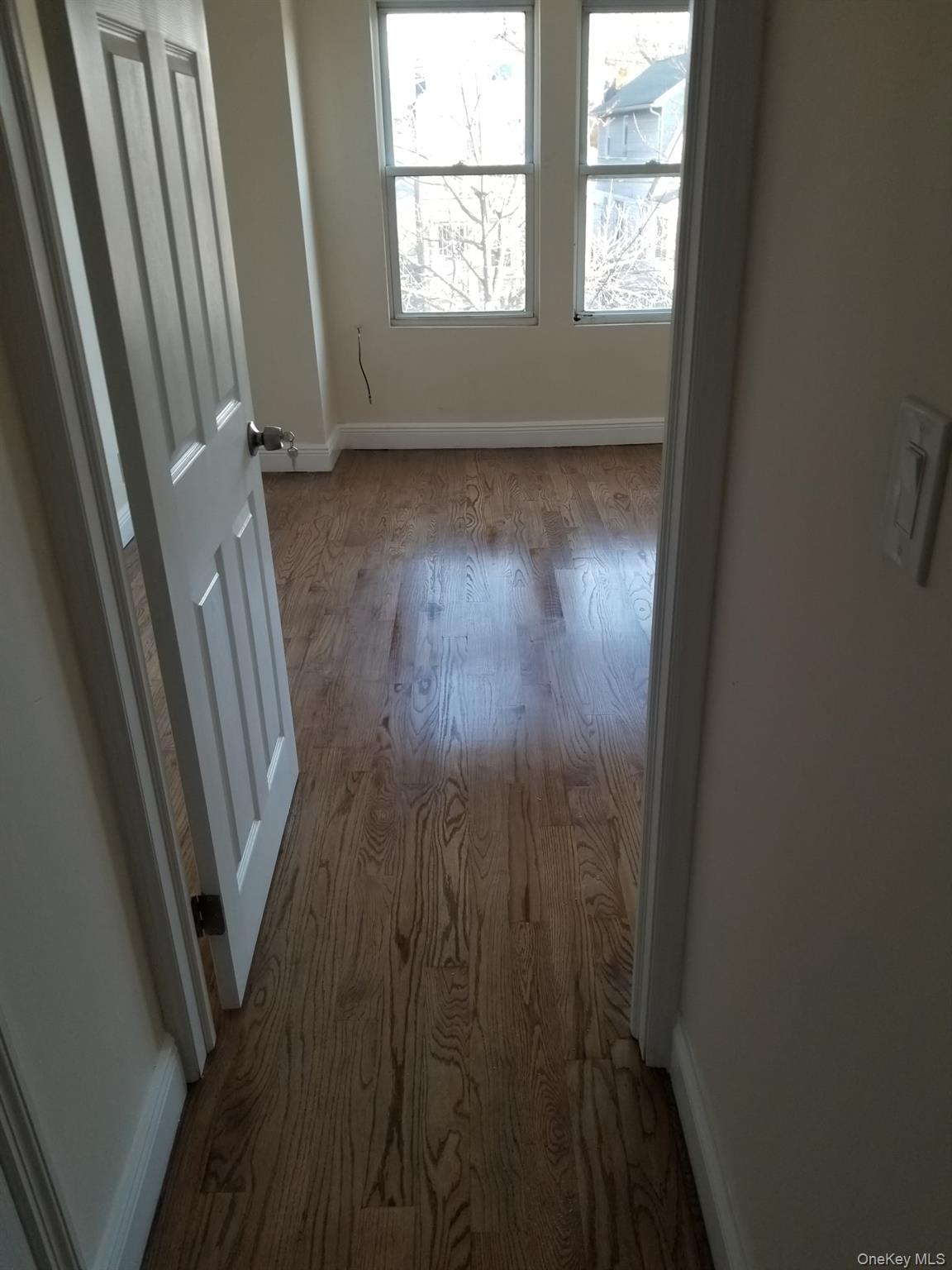 10916 Pinegrove Street Property Photo 2