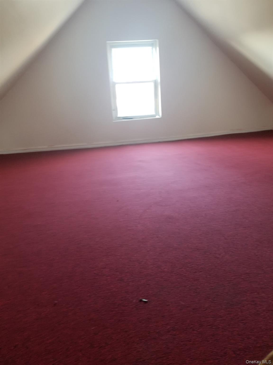 10916 Pinegrove Street Property Photo 3
