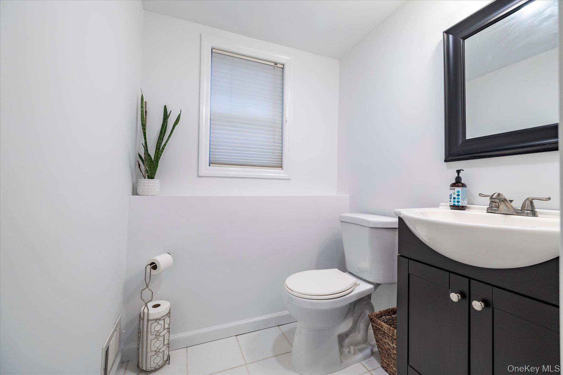 2941 Shore Road Property Photo 12