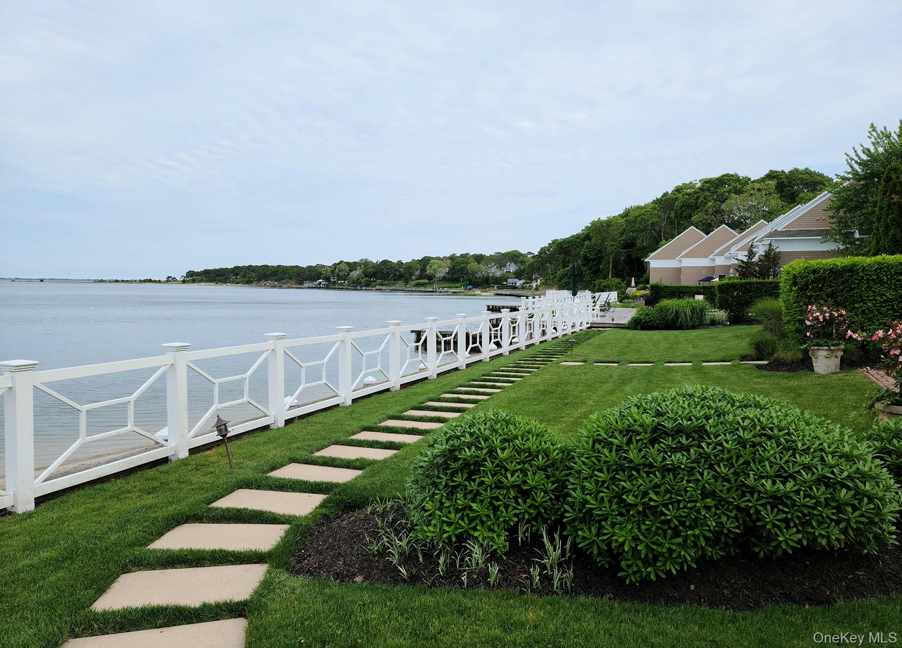 1063011 Property Photo 2