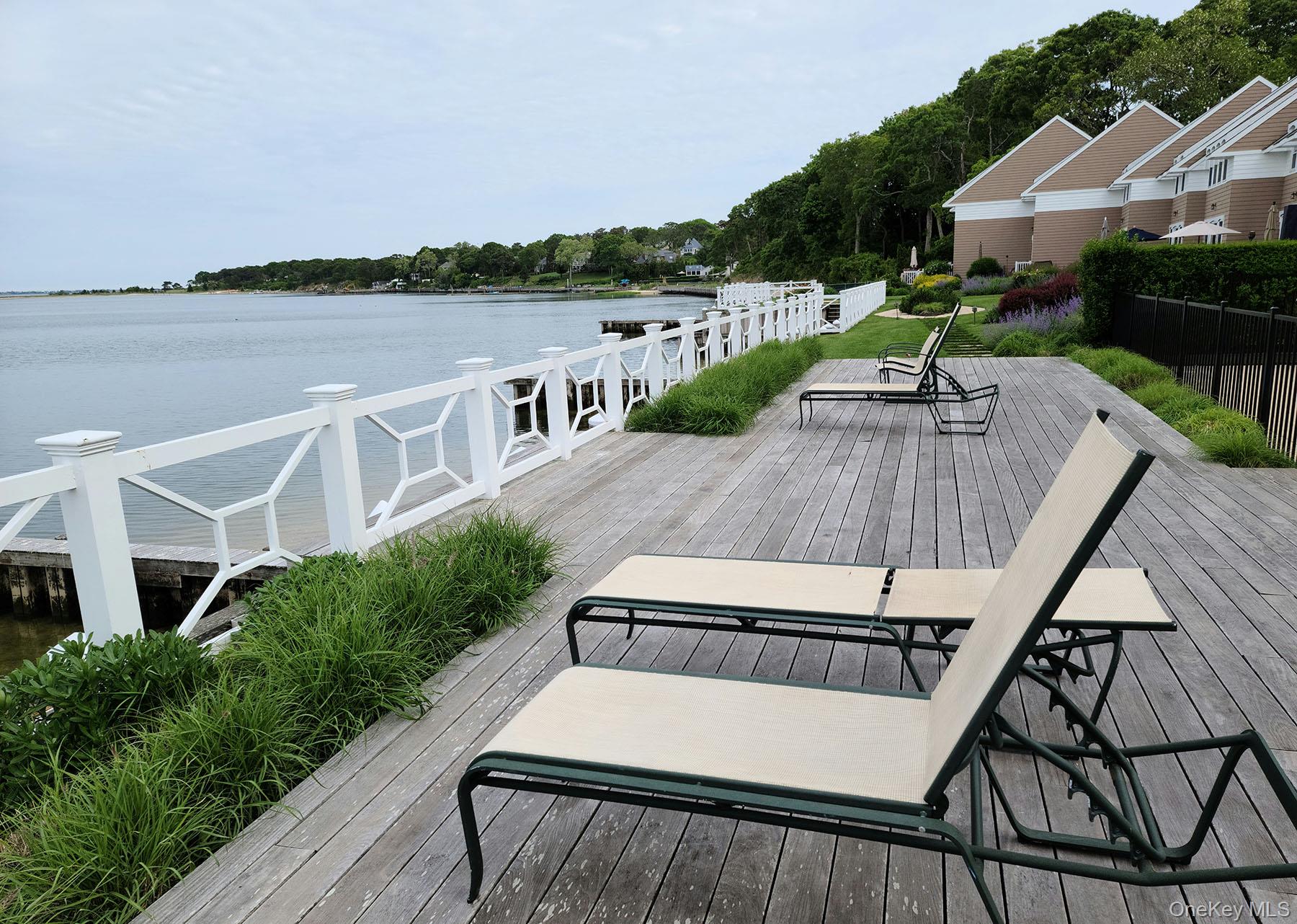 1063011 Property Photo 3