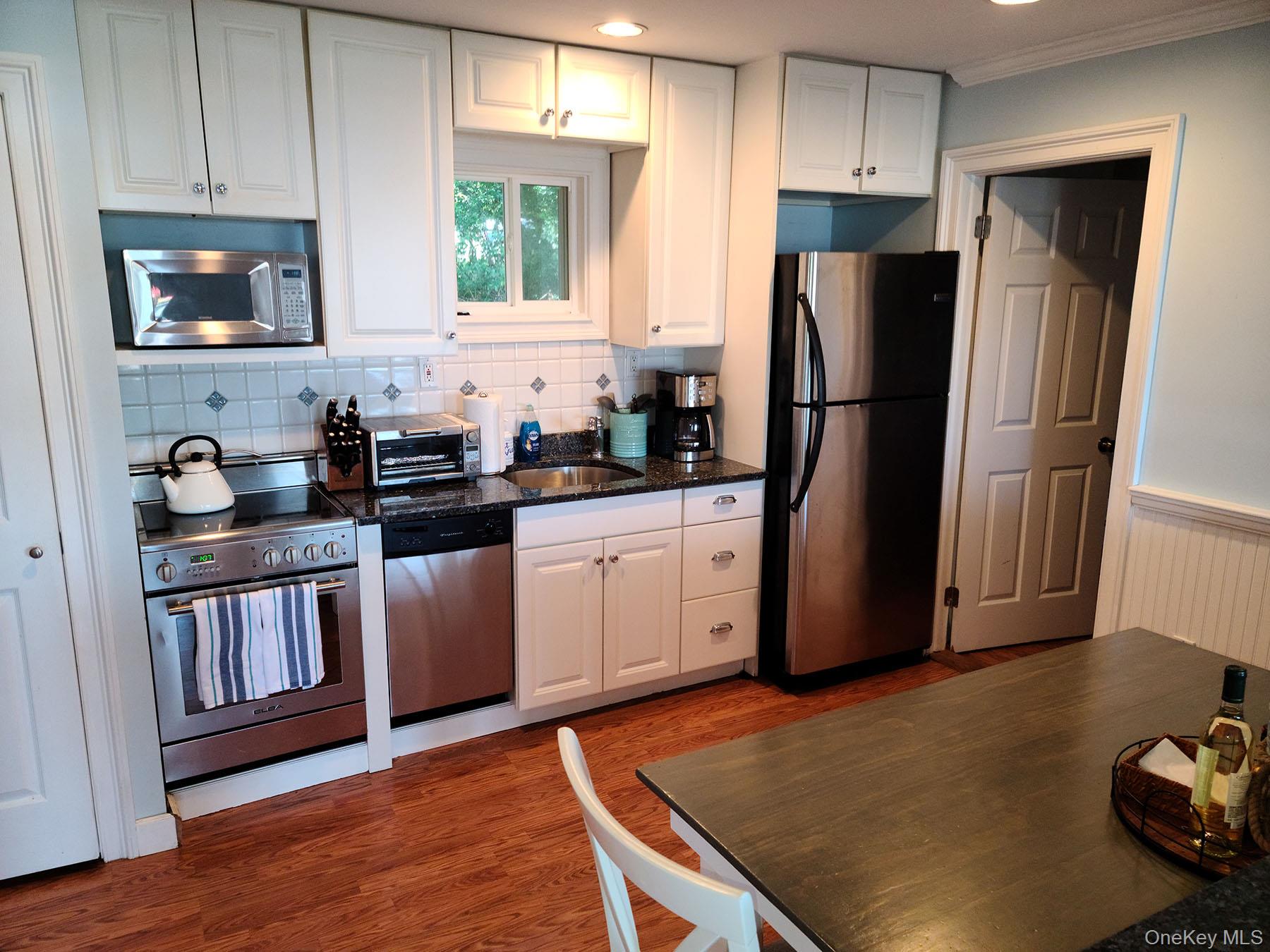 1063011 Property Photo 9