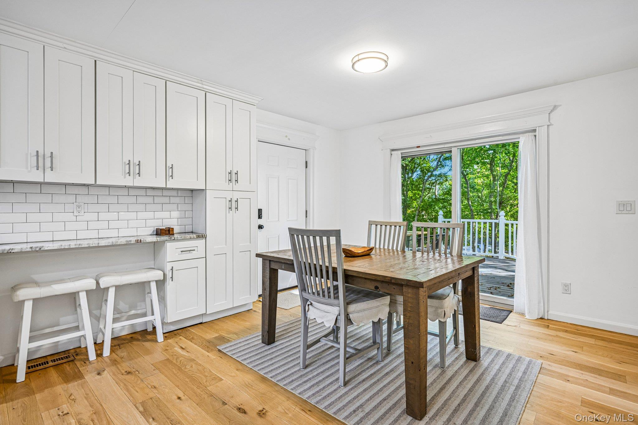 57 Hampton Court Property Photo 9