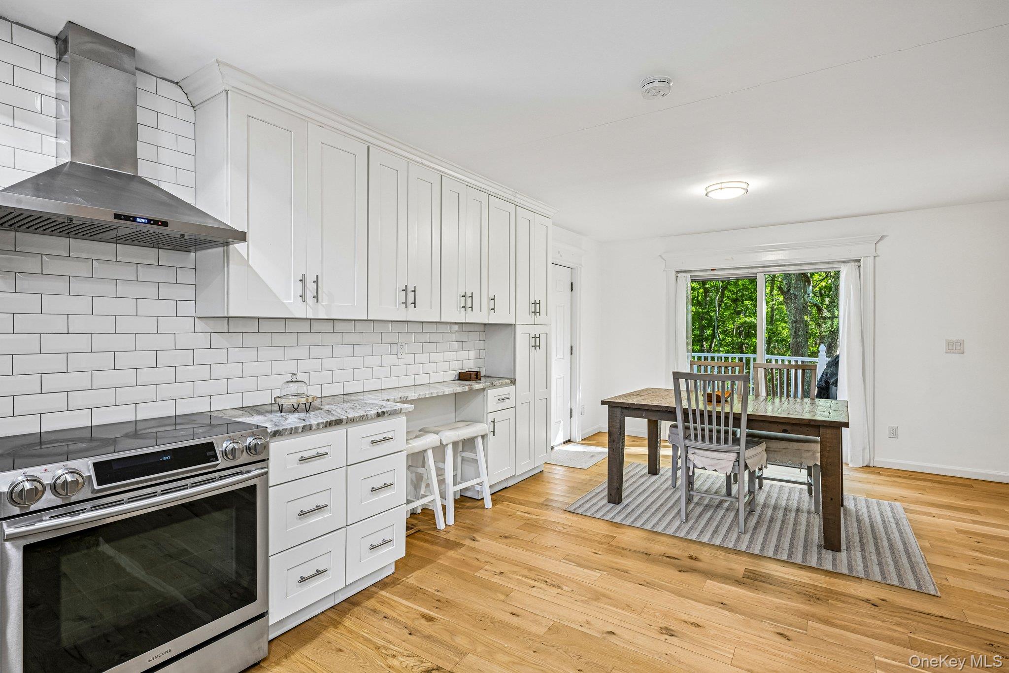 57 Hampton Court Property Photo 14