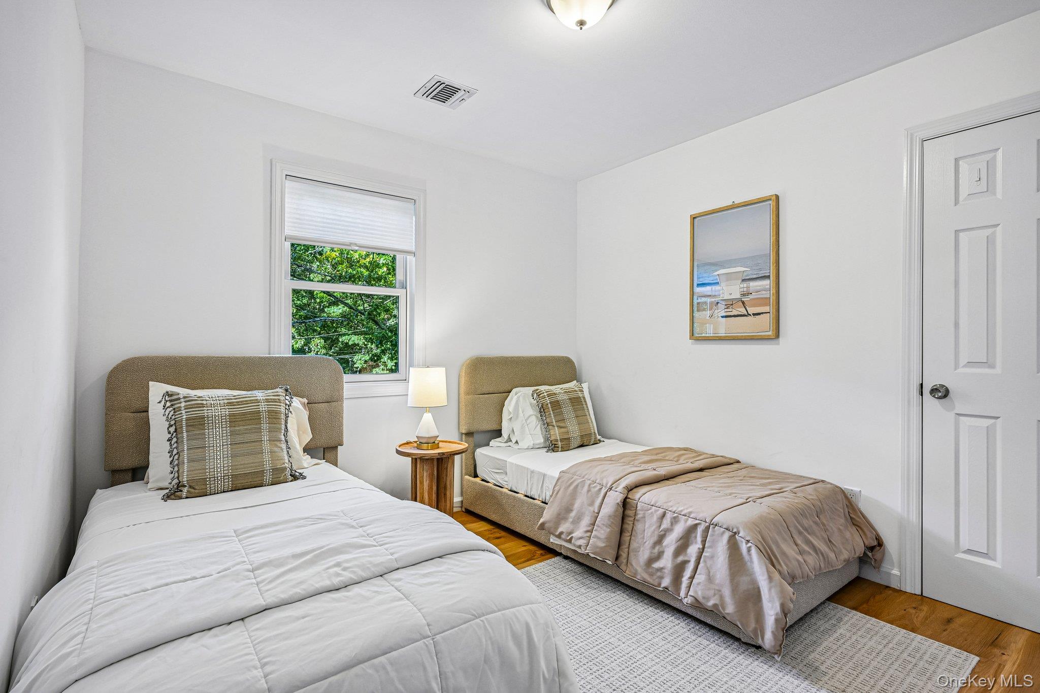 57 Hampton Court Property Photo 23