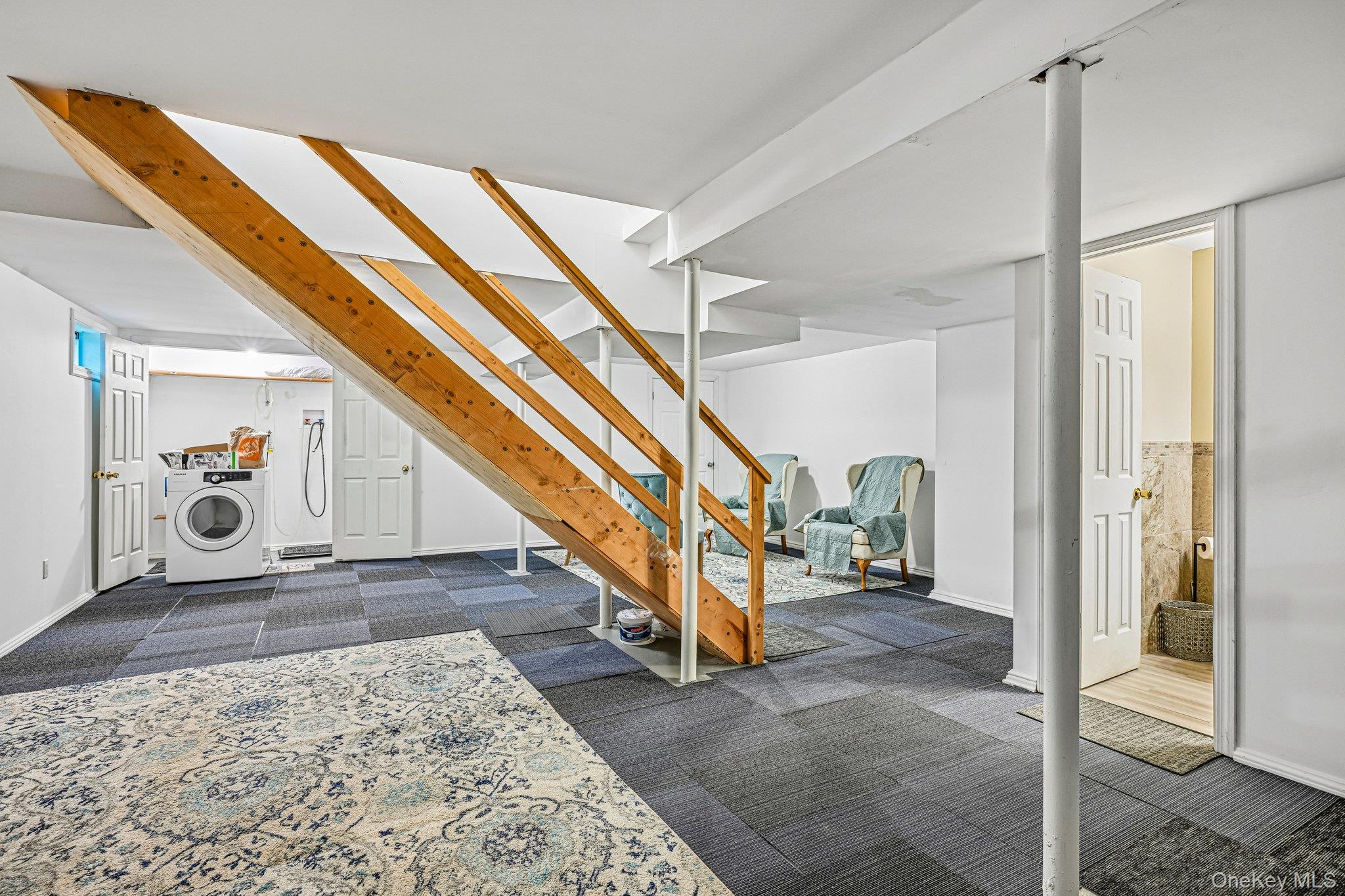 57 Hampton Court Property Photo 30