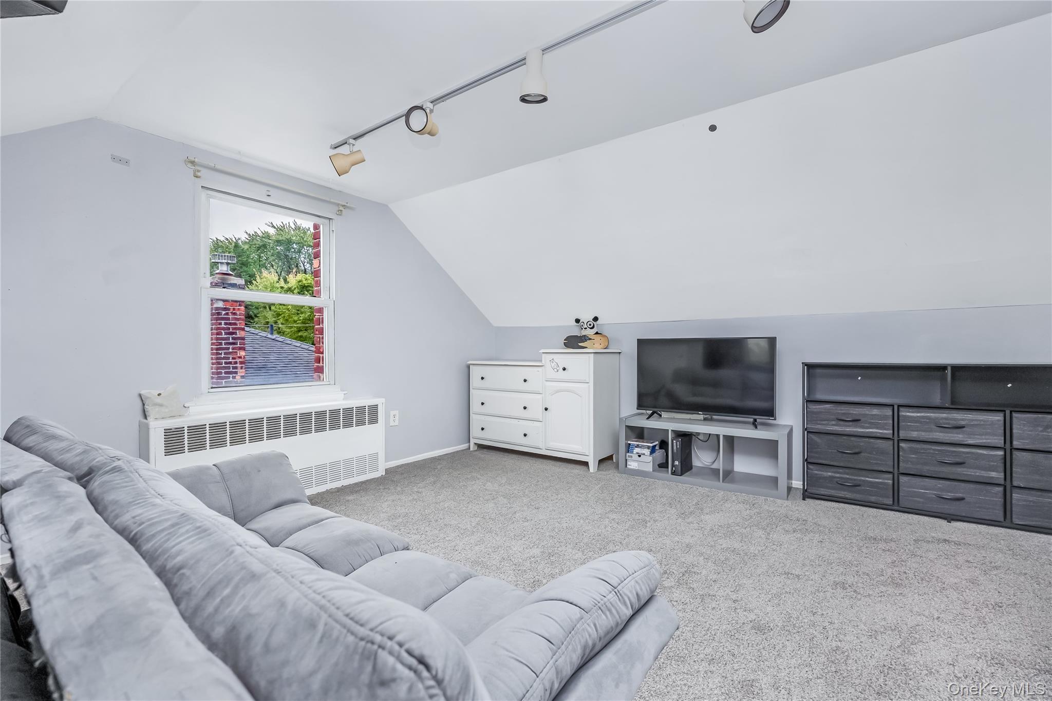 19 Leonard Road Property Photo 23
